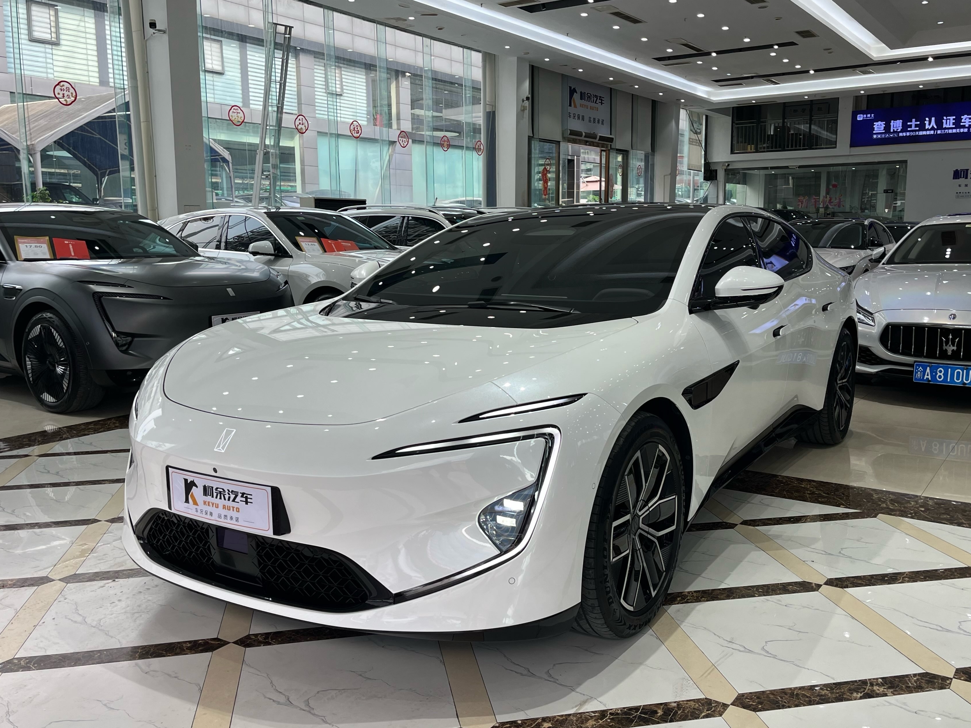 Avatr 12 2025 immagine di auto 