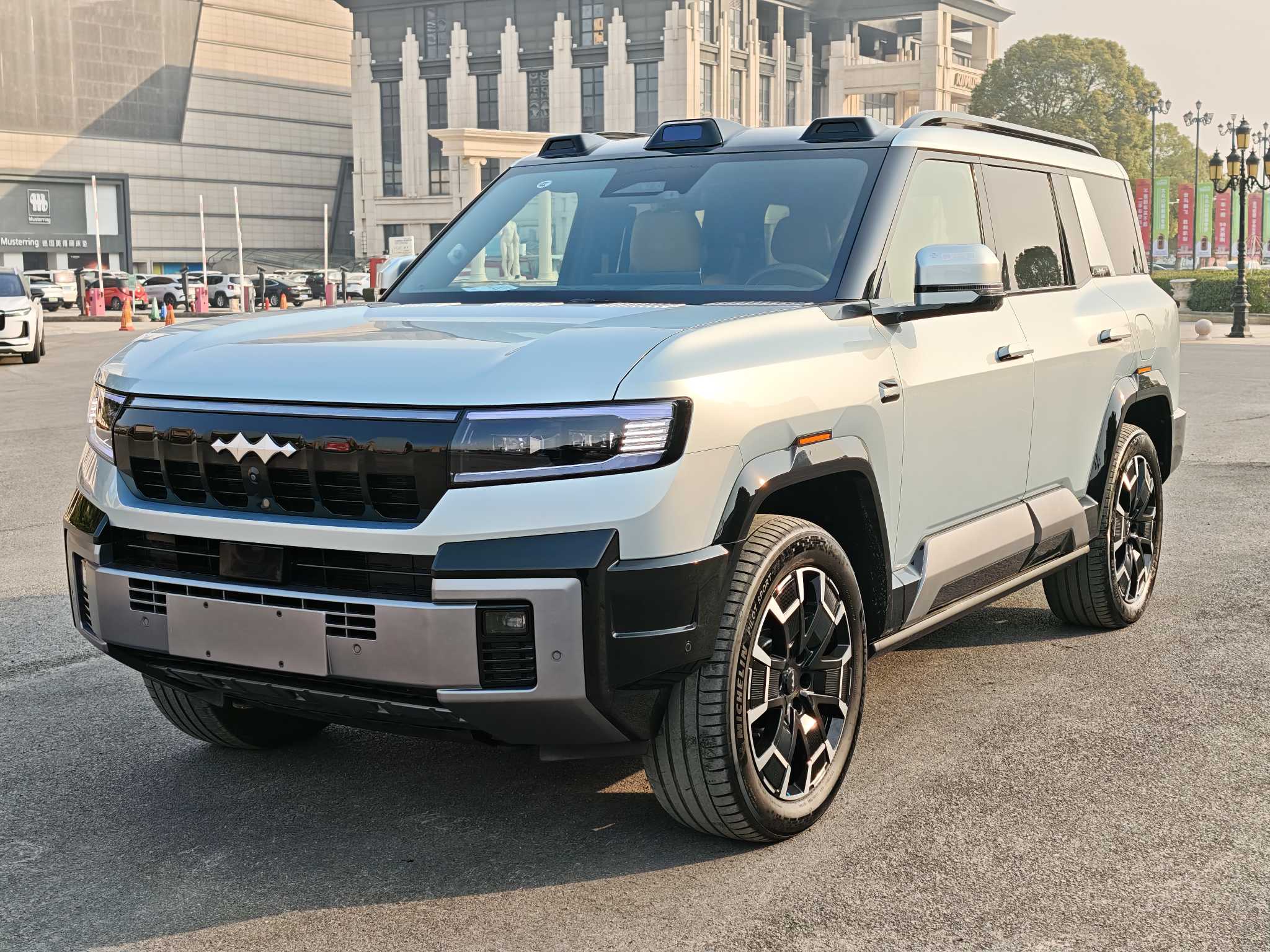 方程豹 豹8 2024 汽车图片 