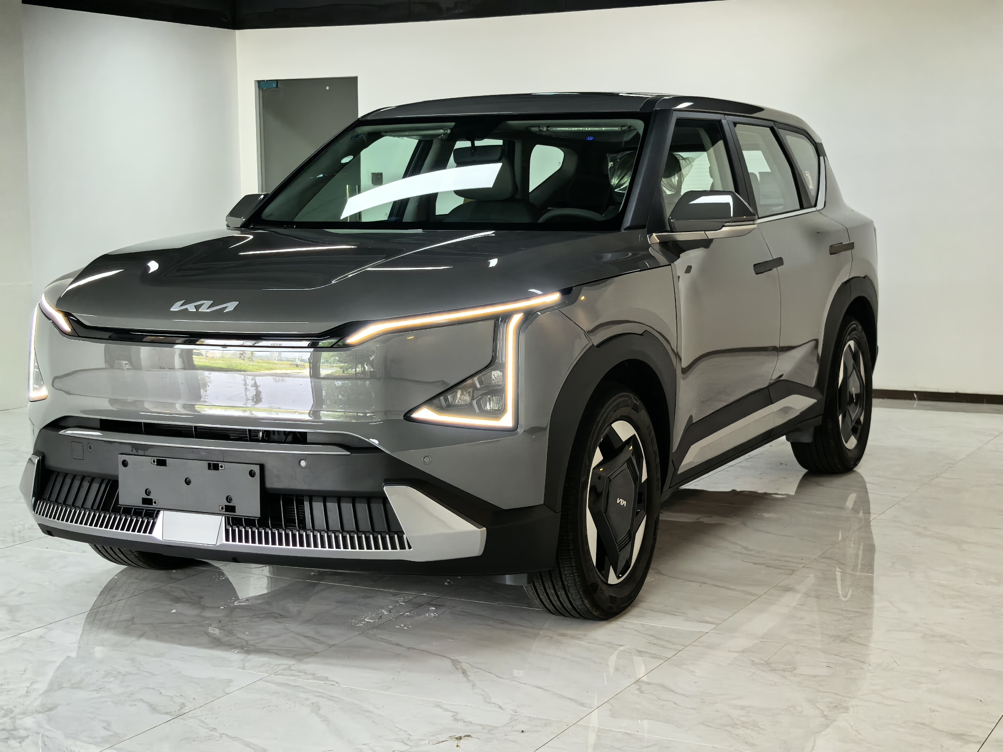 Kia EV5 2025 汽车图片 