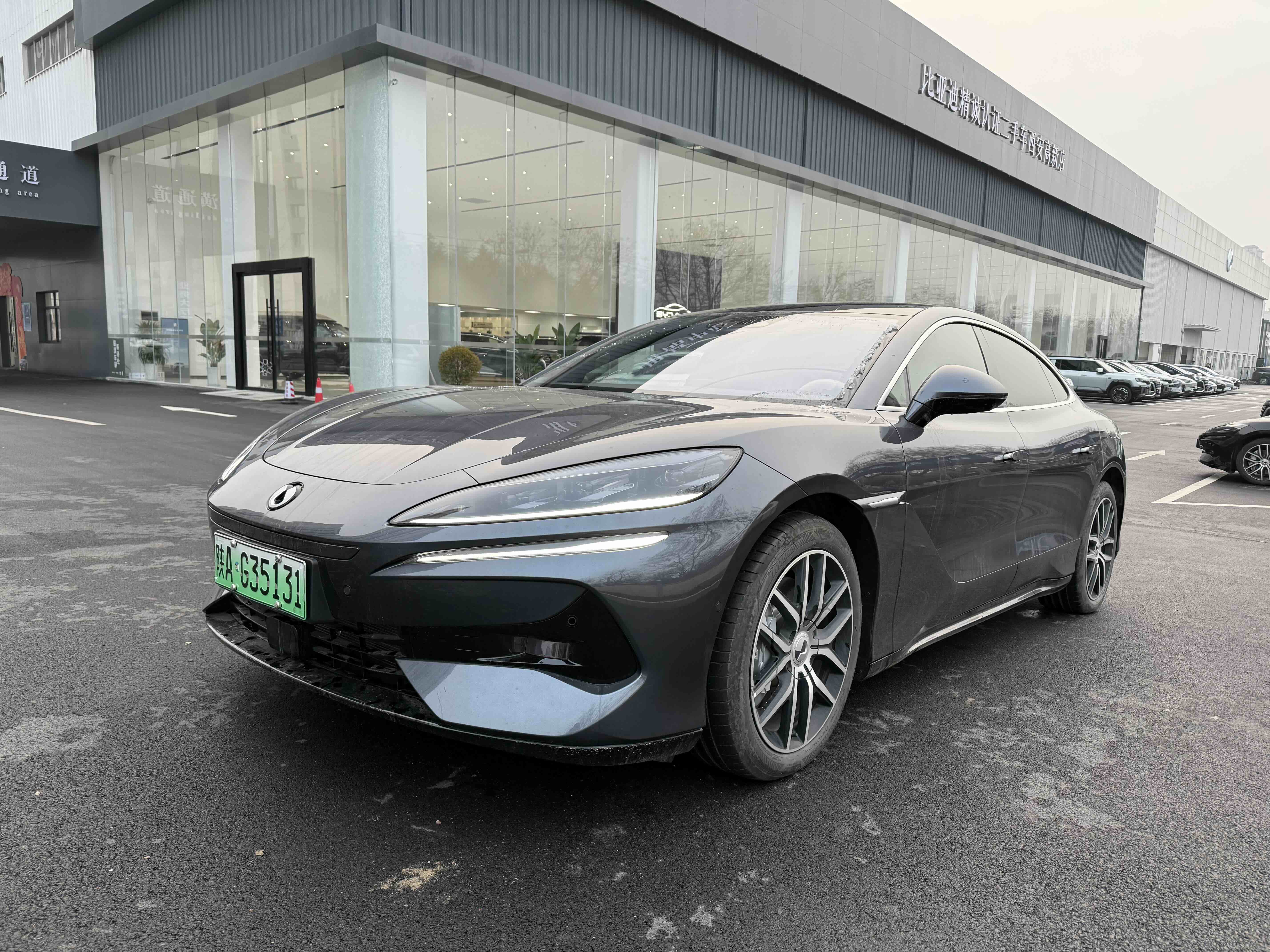 Denza Z9 2024 Denza Z9 2024 immagine di auto