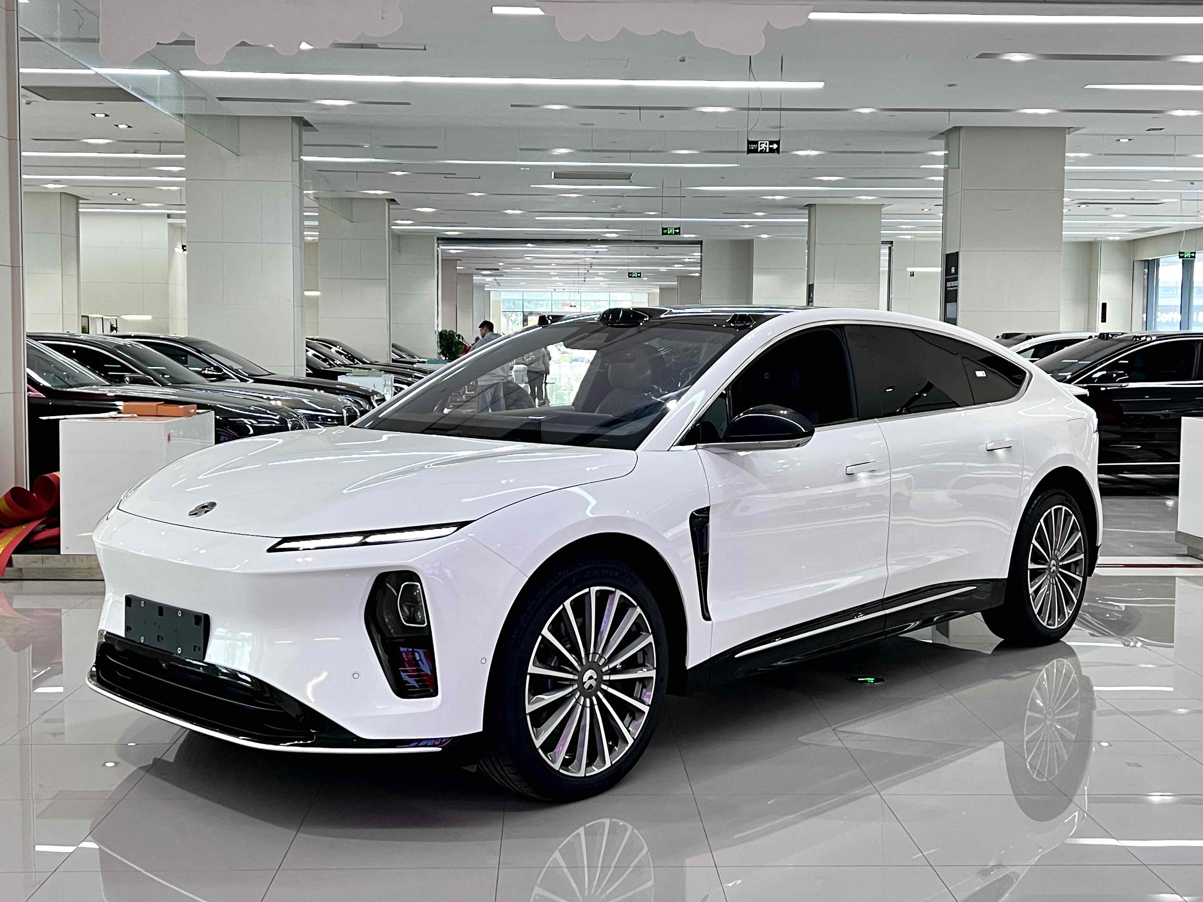 NIO ET9 2025 汽车图片 