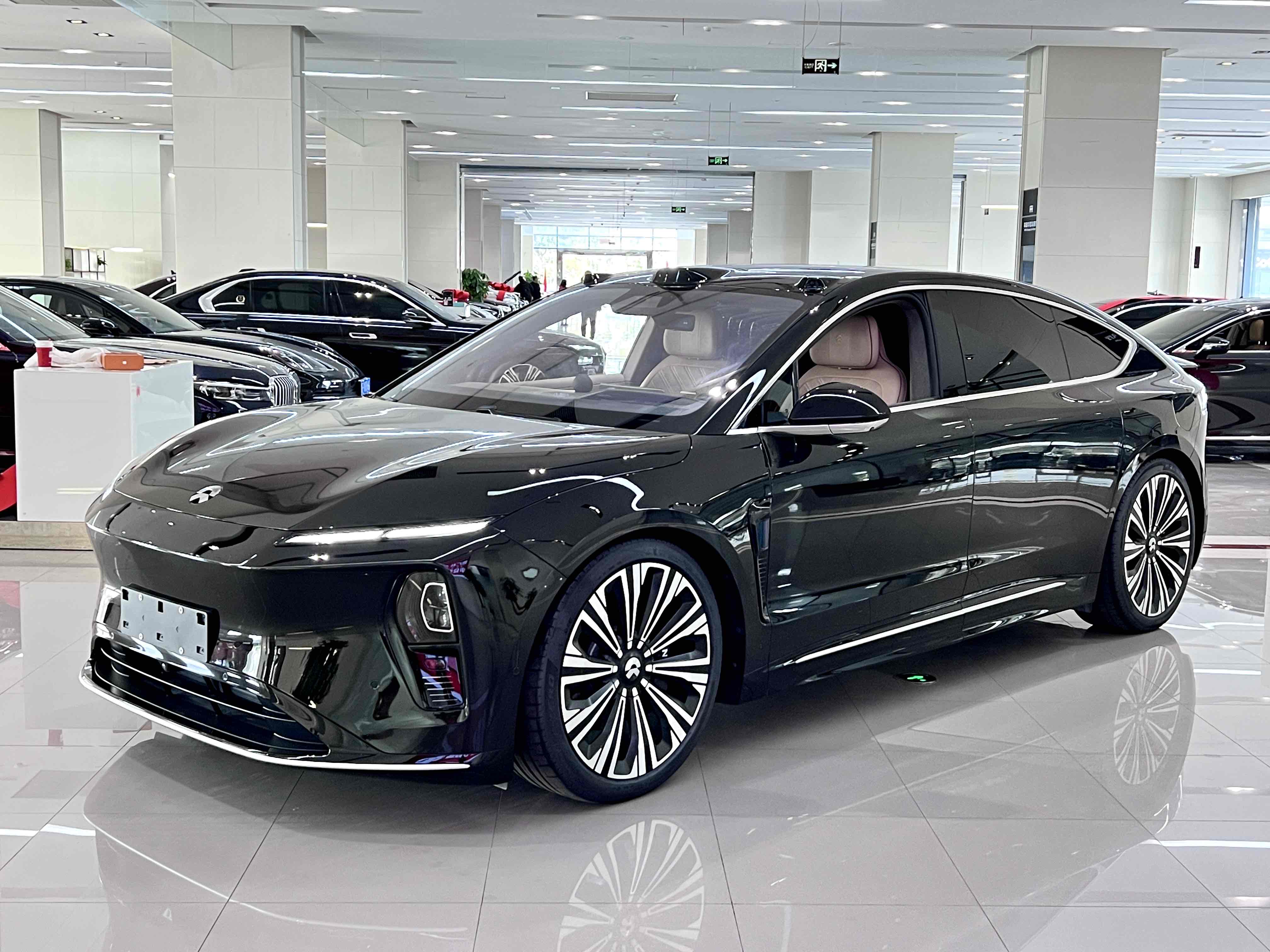 NIO ET9 2025 汽车图片 