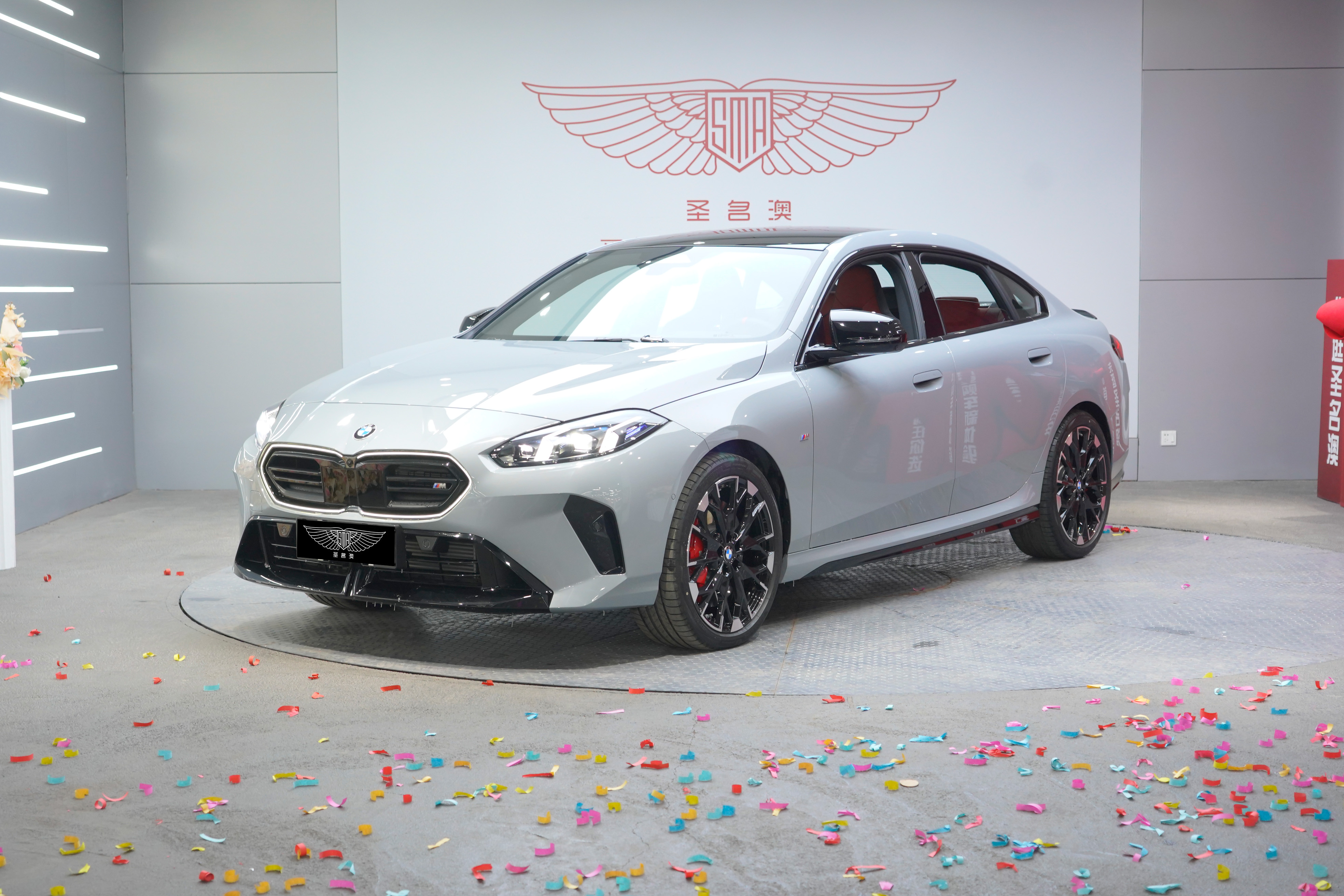 BMW M235L 2025 汽车图片 