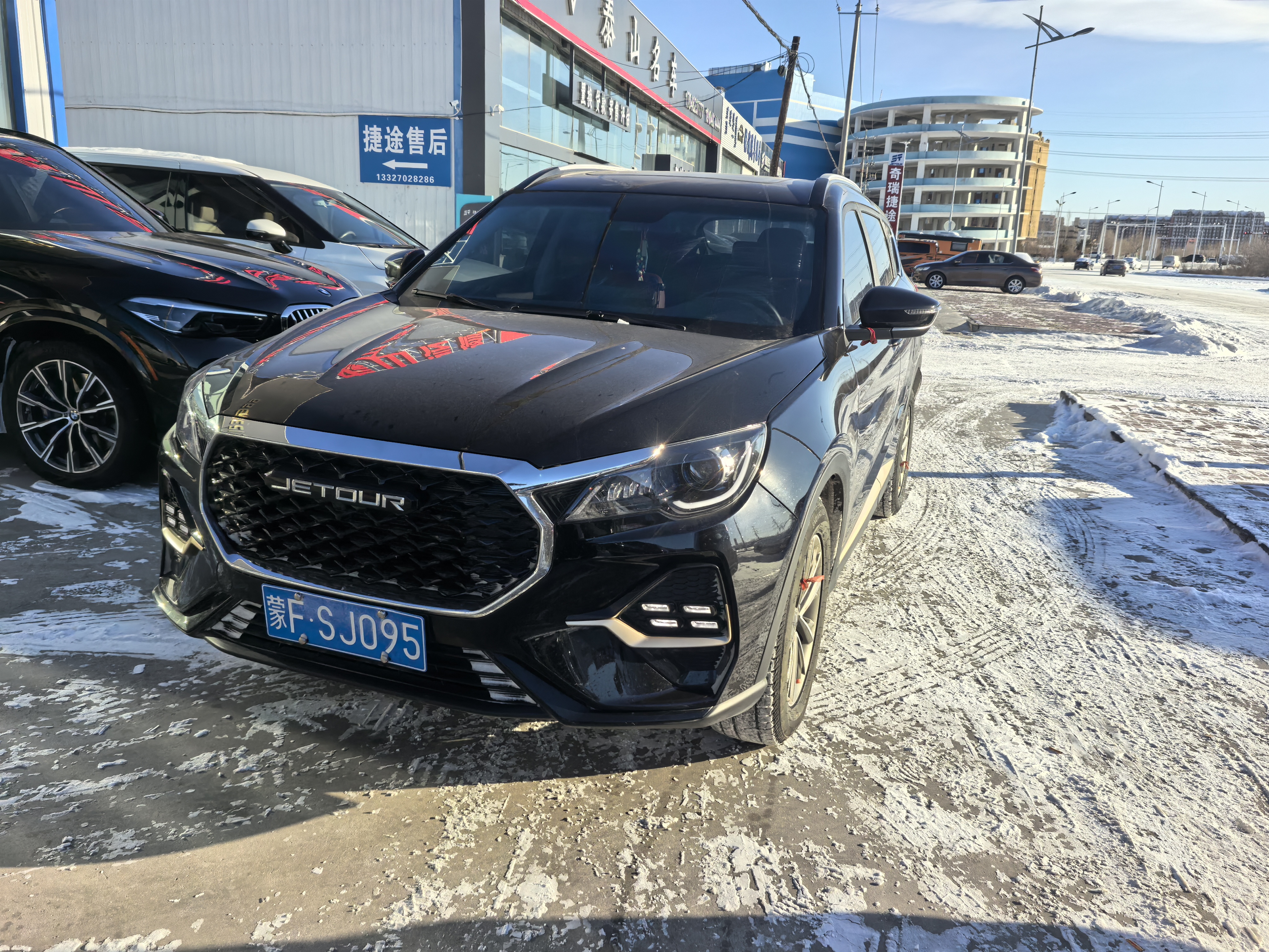 X70 2025 X70 2025 car image