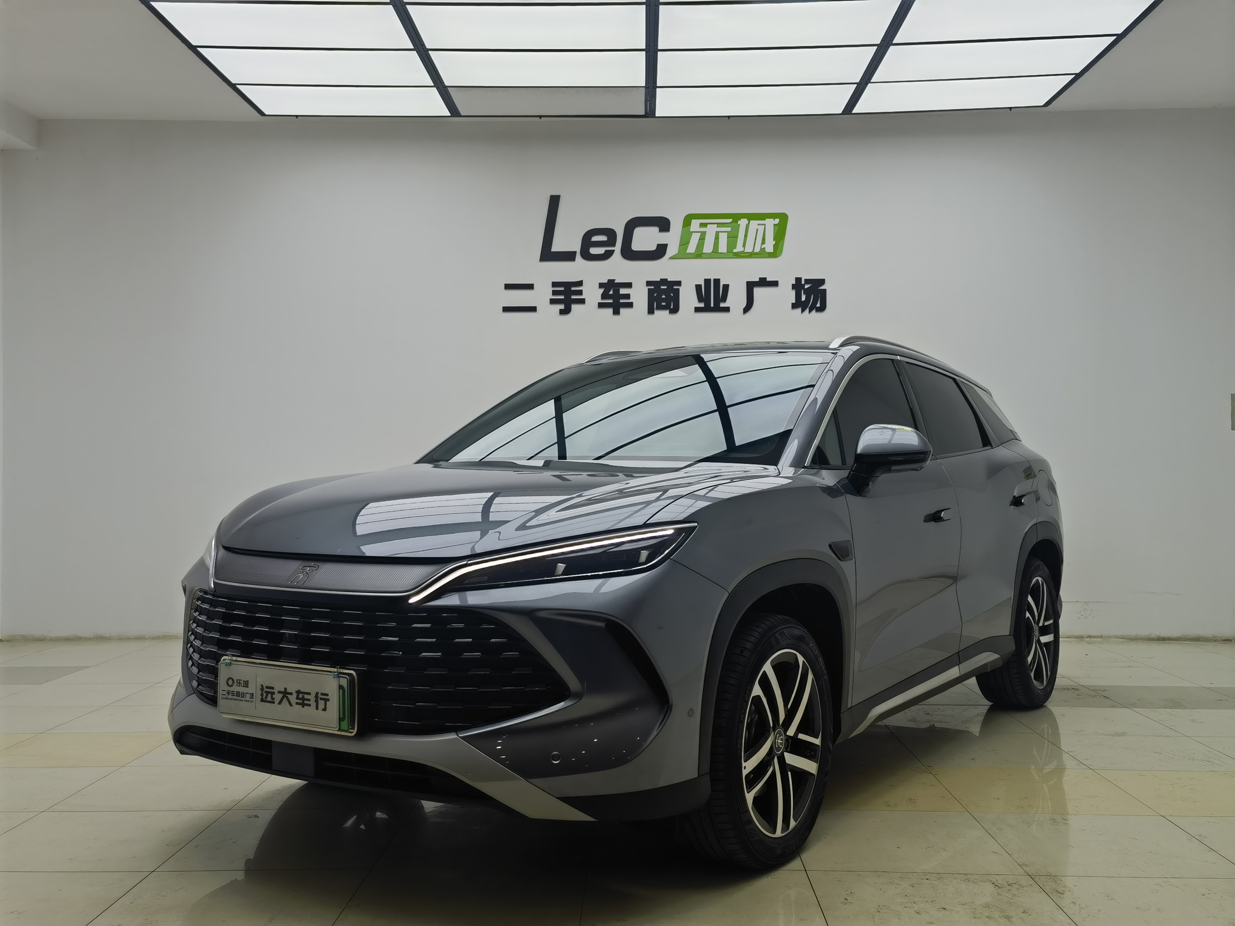 BYD SongL DM-i 2025 car image 