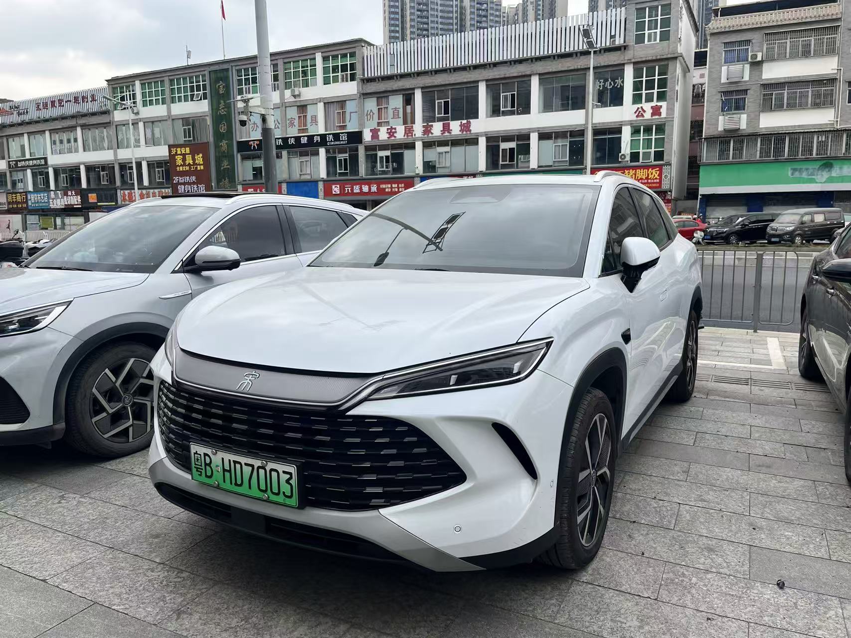 BYD SongL DM-i 2025 car image 