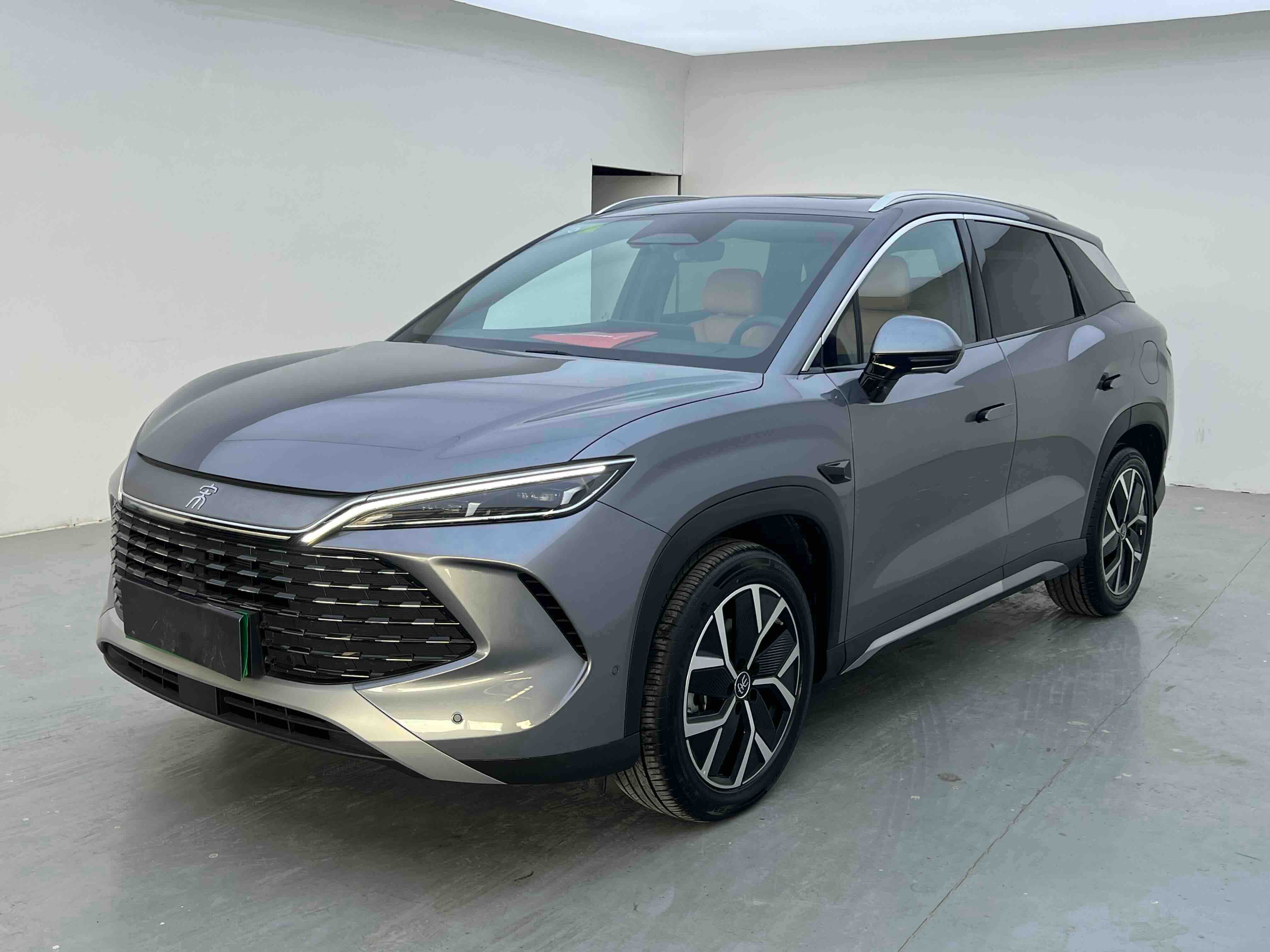 BYD SongL DM-i 2025 car image 