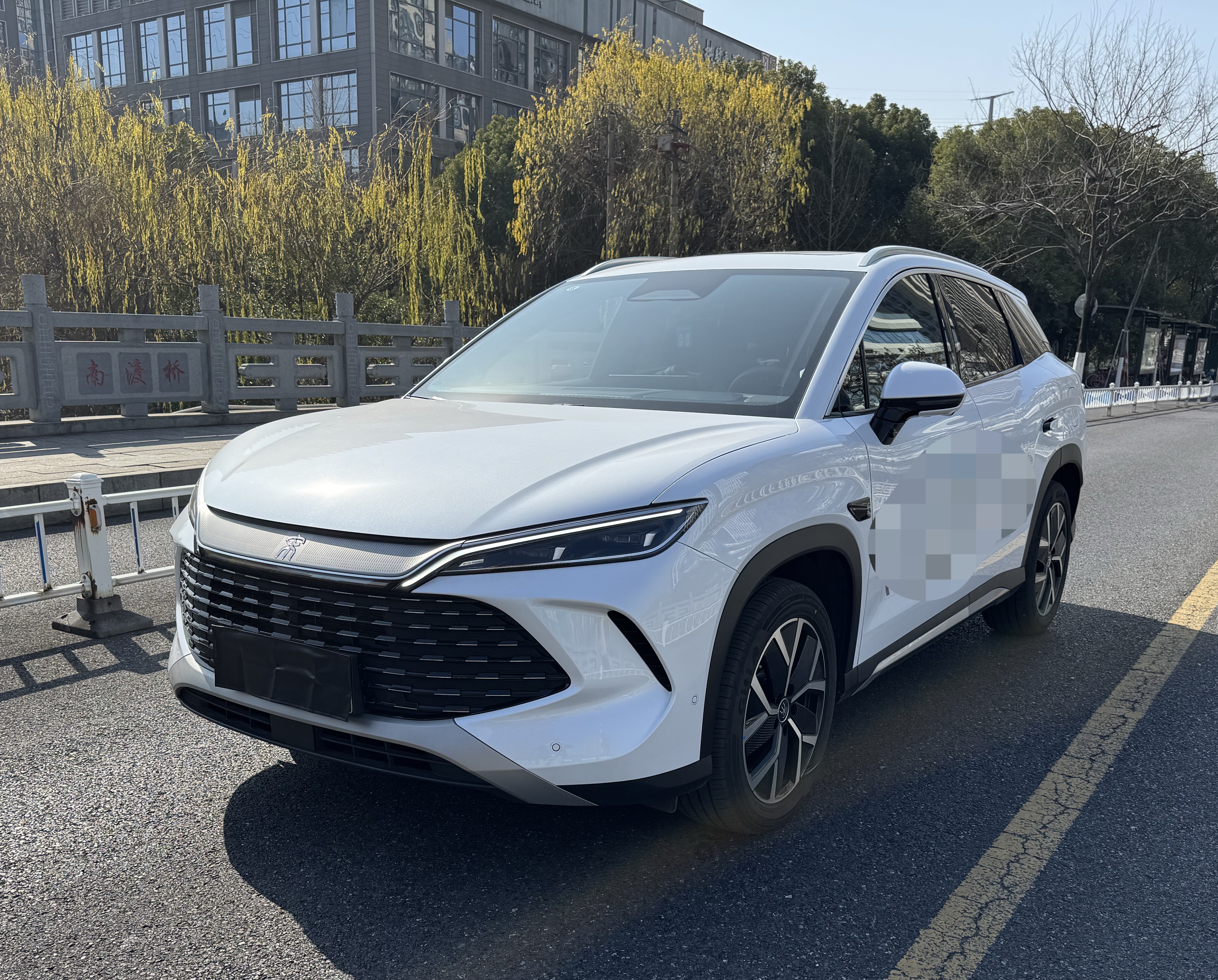 BYD SongL DM-i 2025 car image 