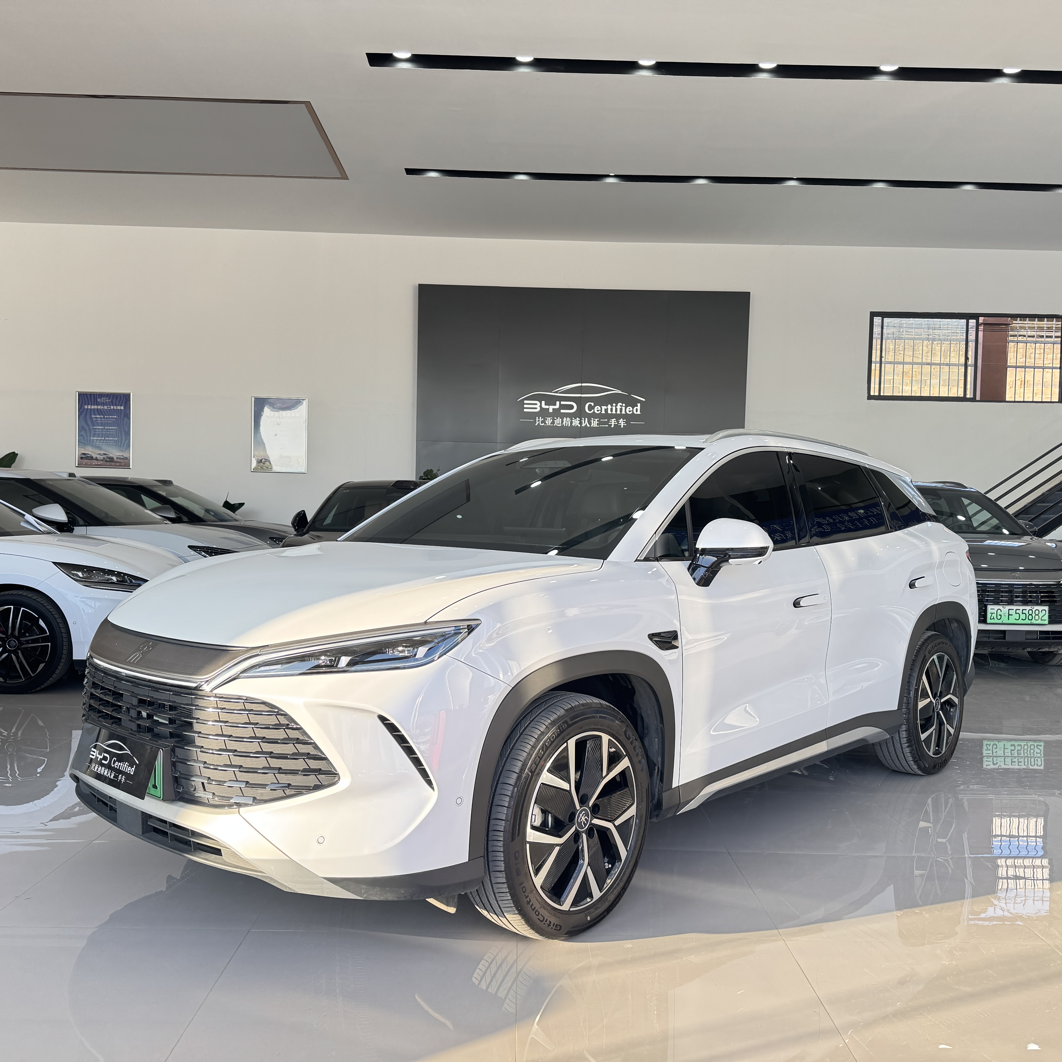 BYD SongL DM-i 2025 car image 