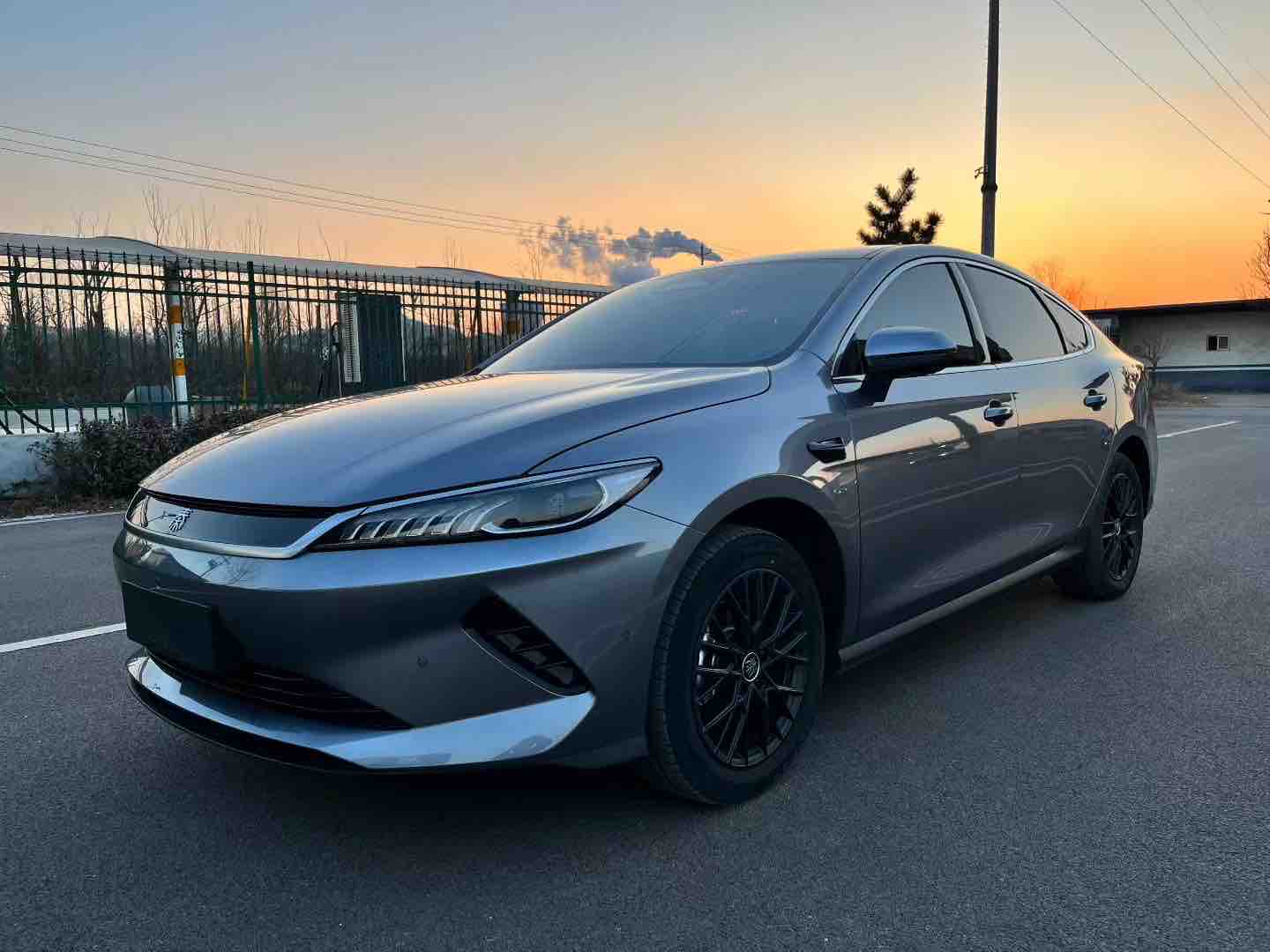 BYD Qin Plus 2025 imagem de carro 