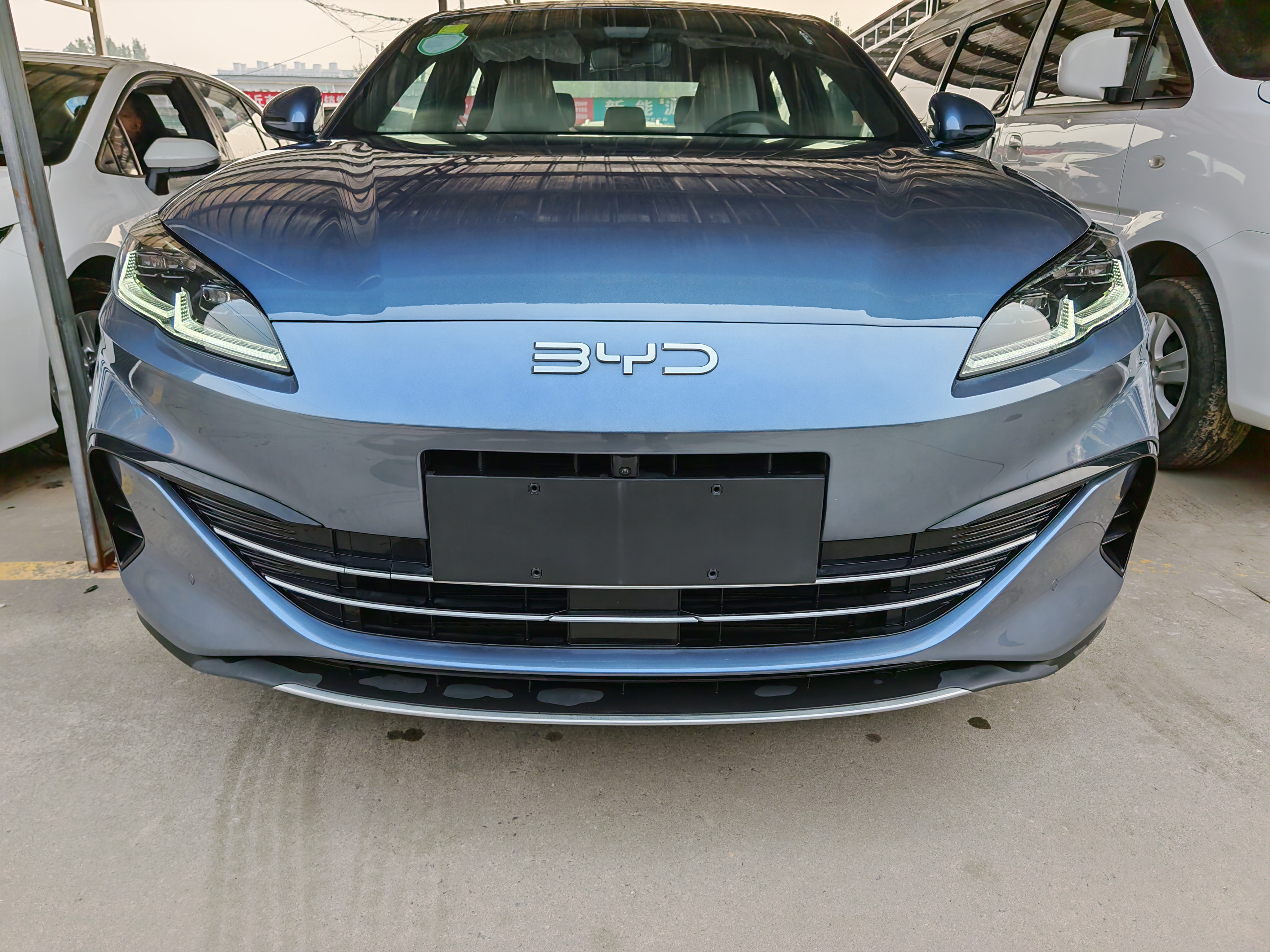 BYD Seal 06 DM-i 2025 BYD Seal 06 DM-i 2025 car image