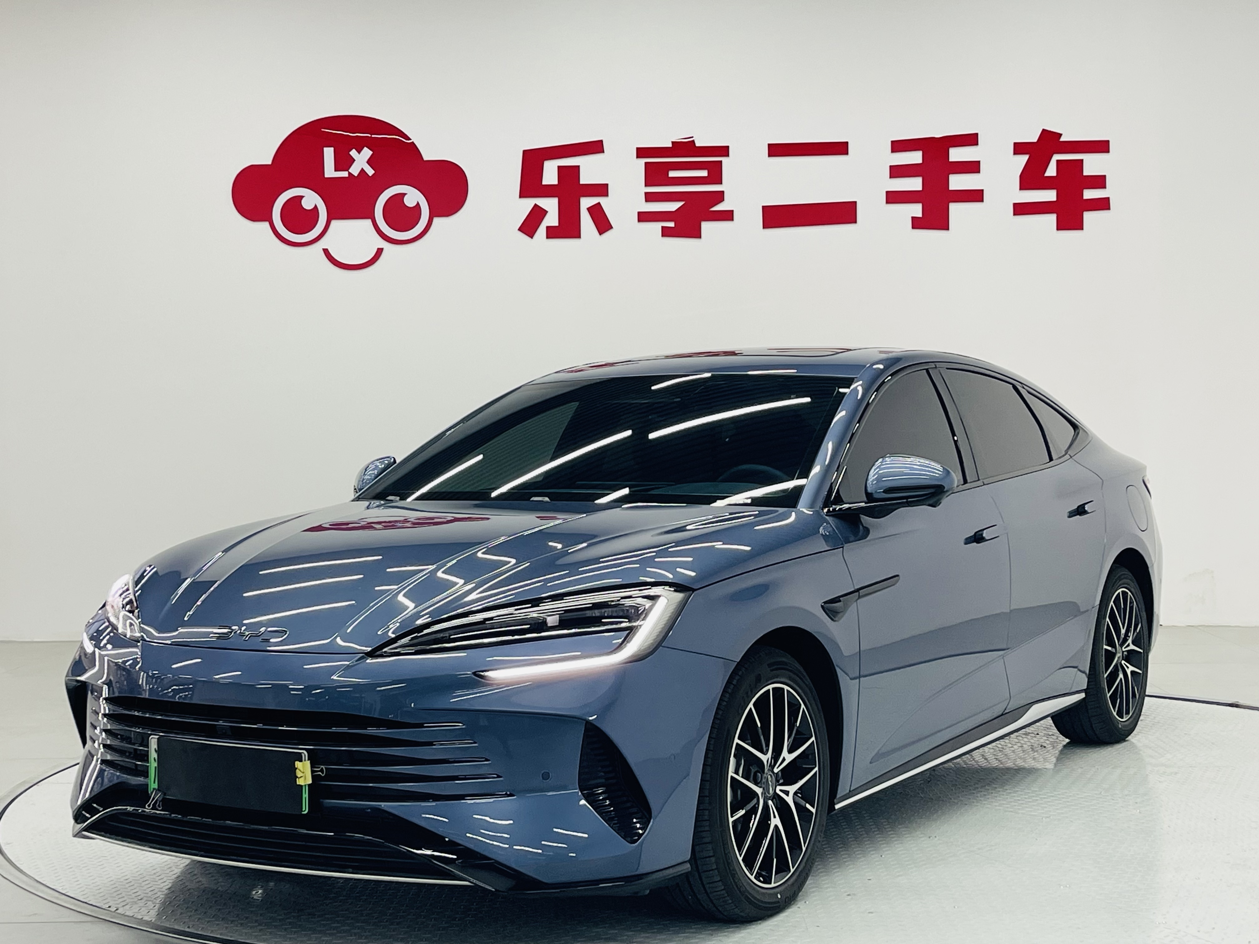 BYD Seal 07 DM-i 2025 imagem de carro 