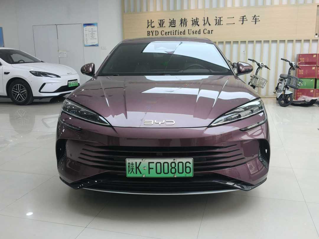 BYD Seal 07 DM-i 2025 imagem de carro 