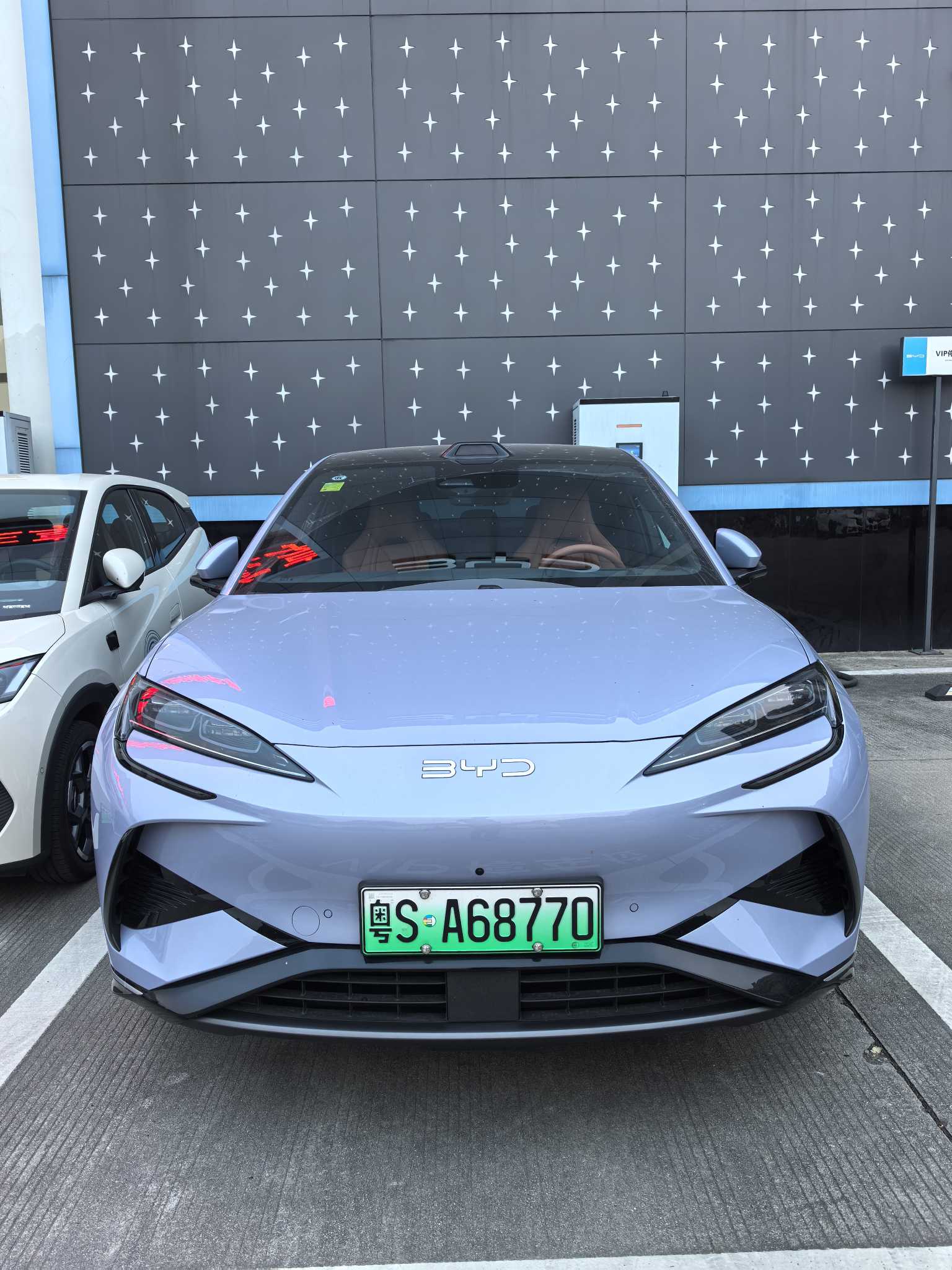 BYD Sea Lion 07 EV 2025 BYD Sea Lion 07 EV 2025 car image