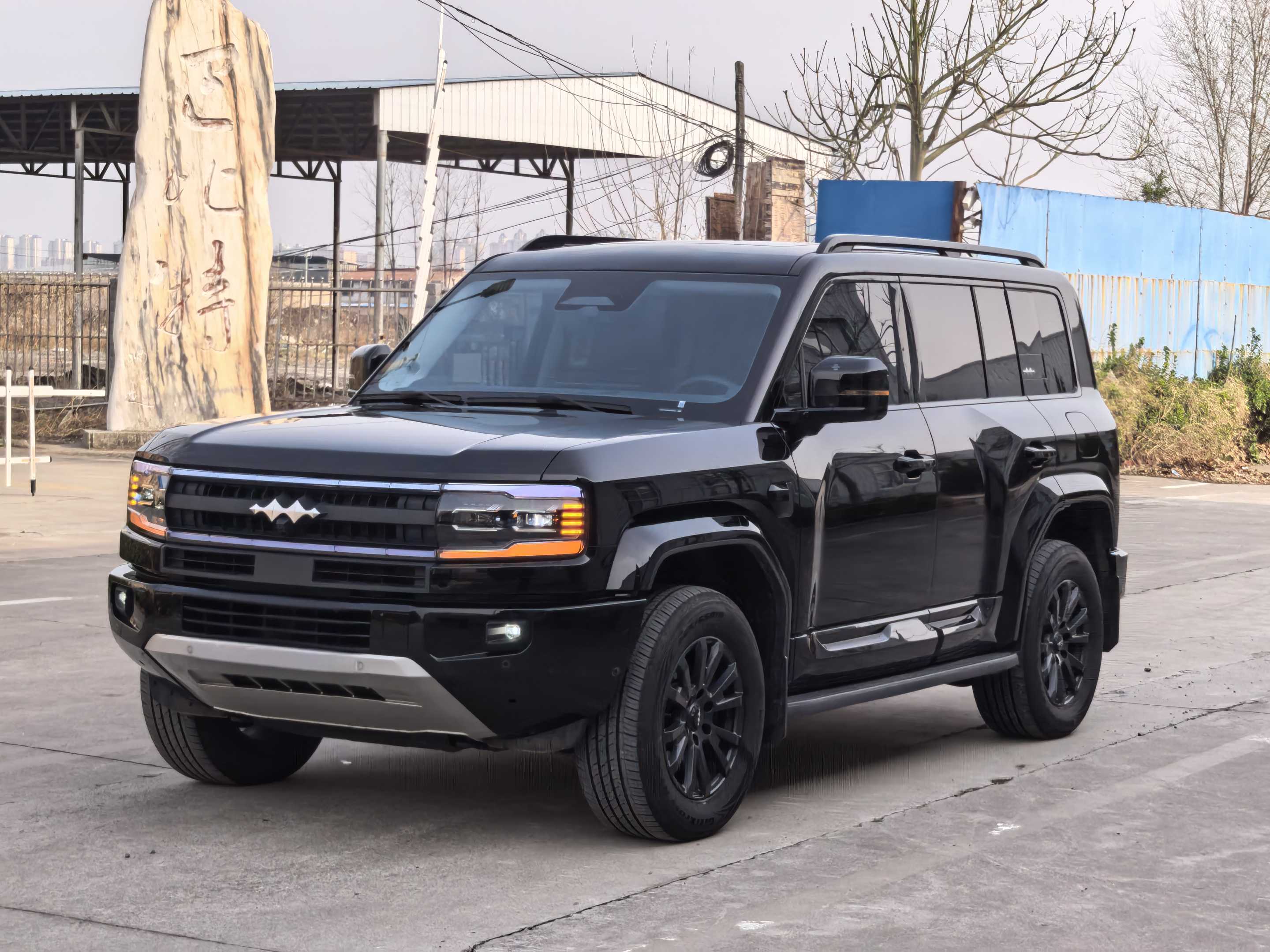 FangChengBao Leopard 5 2025 immagine di auto 