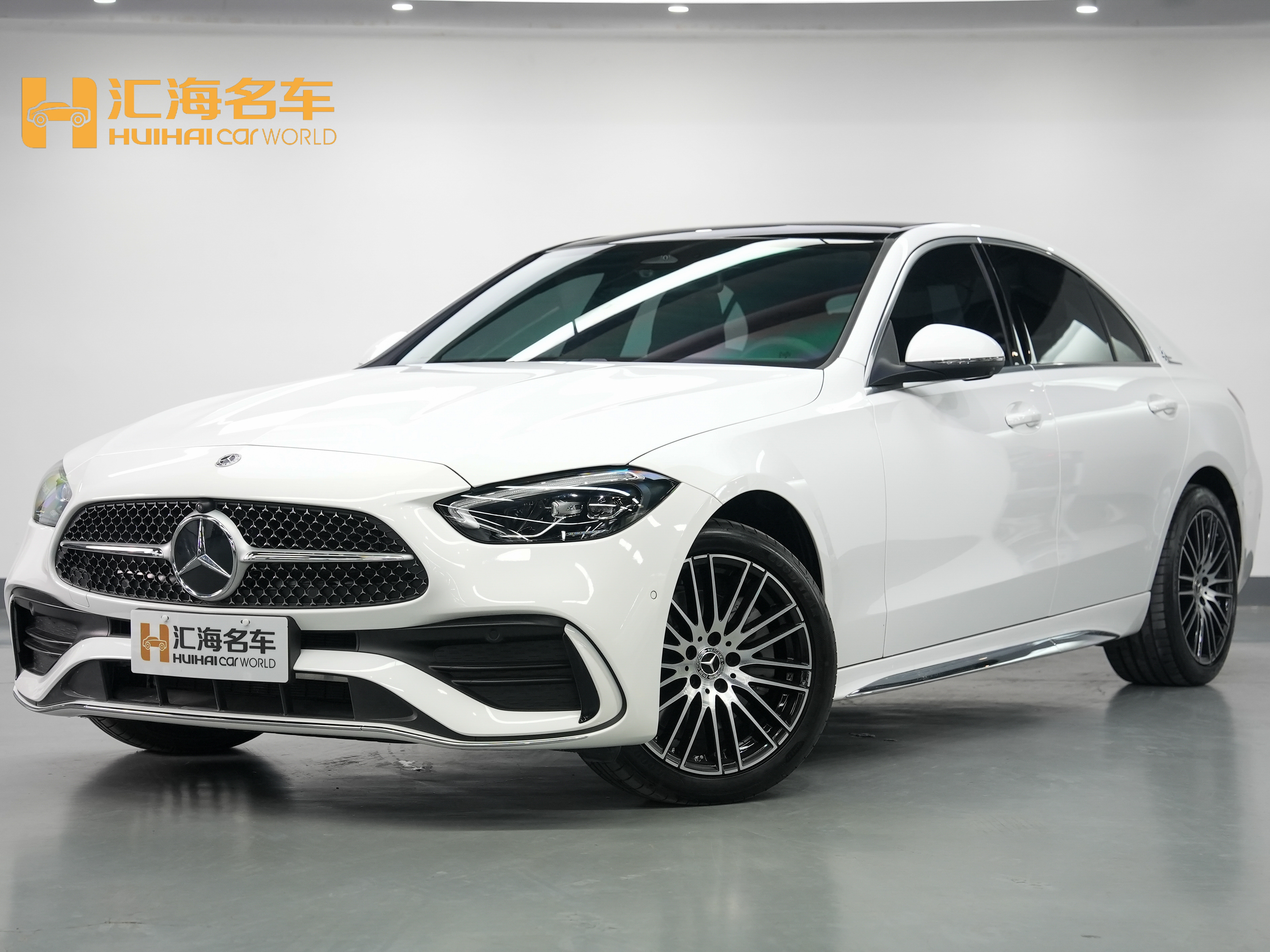 Mercedes-Benz C Class 2025 car image 