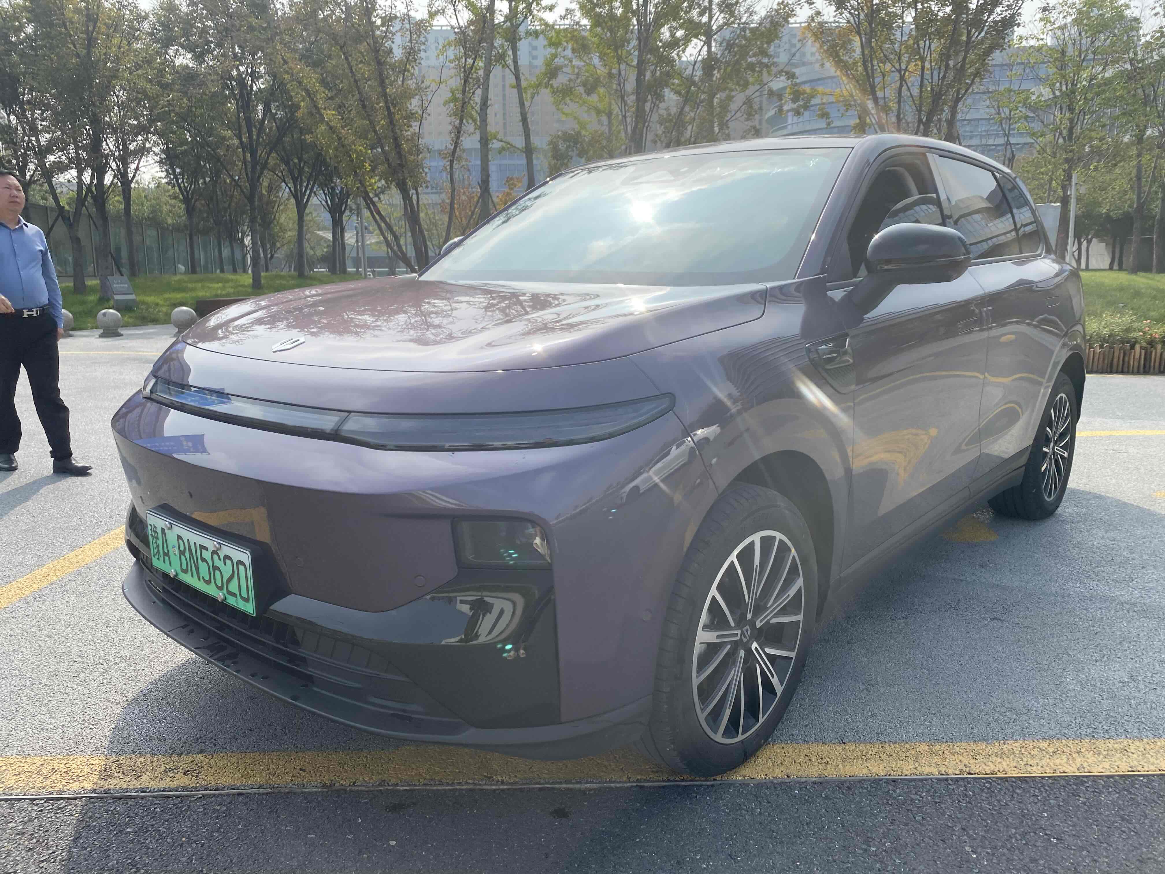 Leapmotor B10 2025 汽车图片 