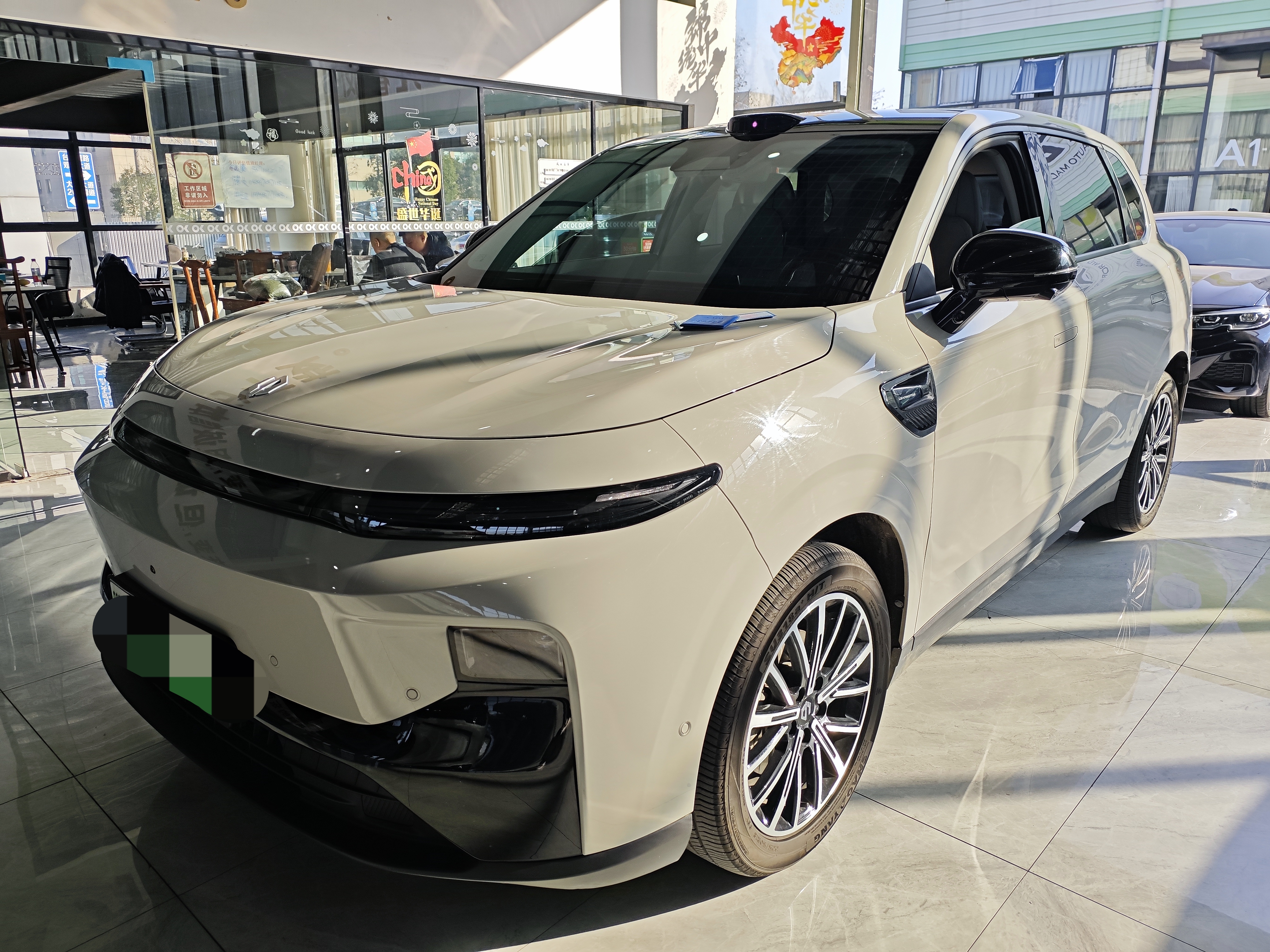 Leapmotor B10 2025 汽车图片 