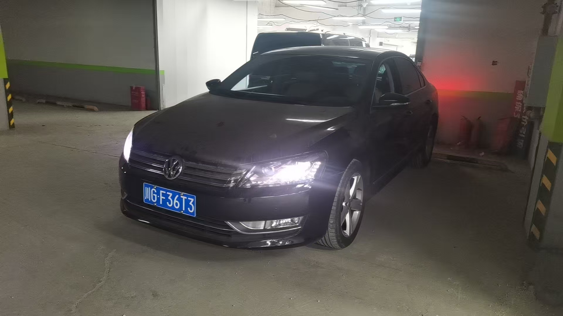 Volkswagen Passat 2014 car image 