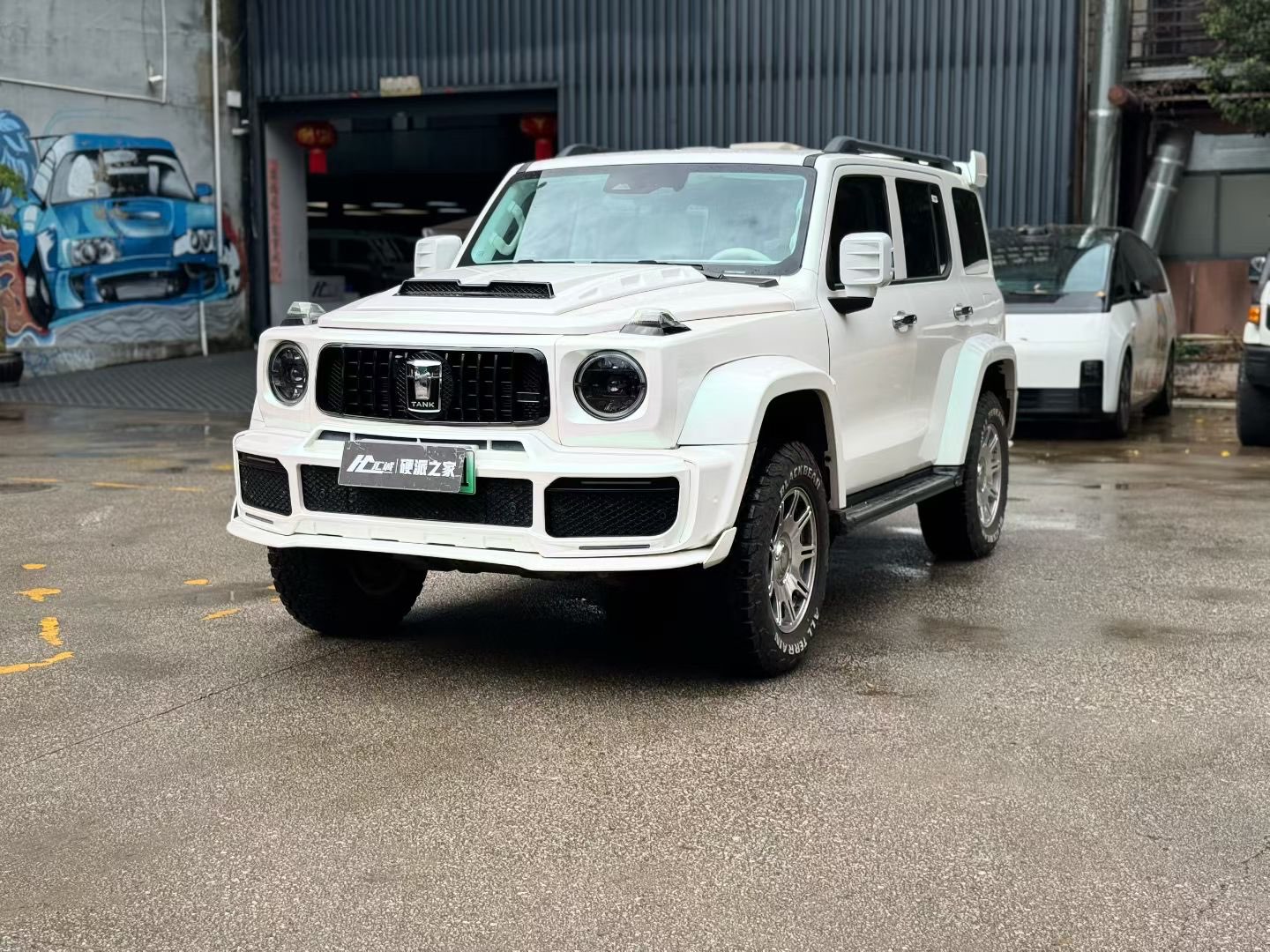 Tank 300 New Energy 2025 car image 