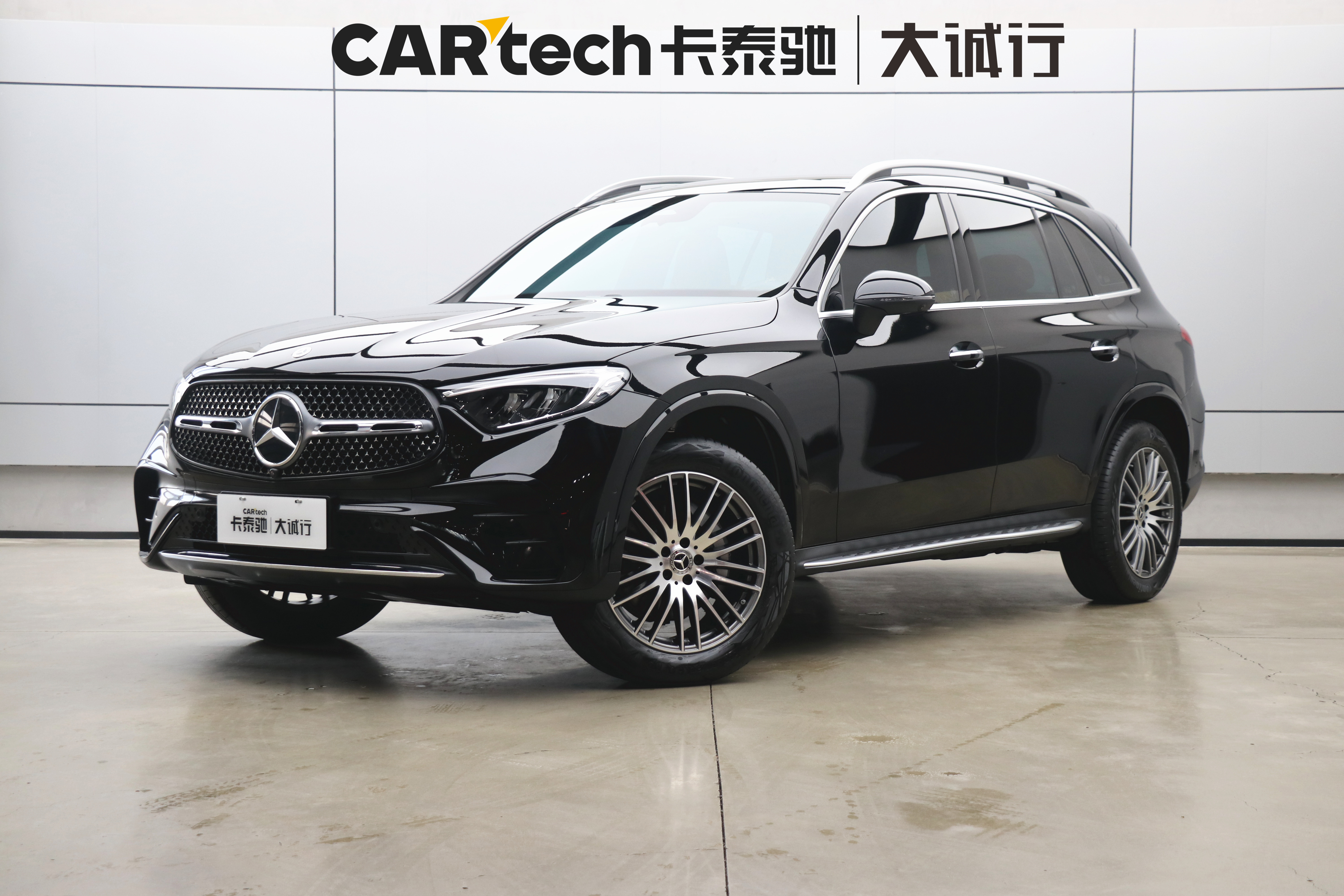 Mercedes-Benz GLC Class 2025 汽车图片 