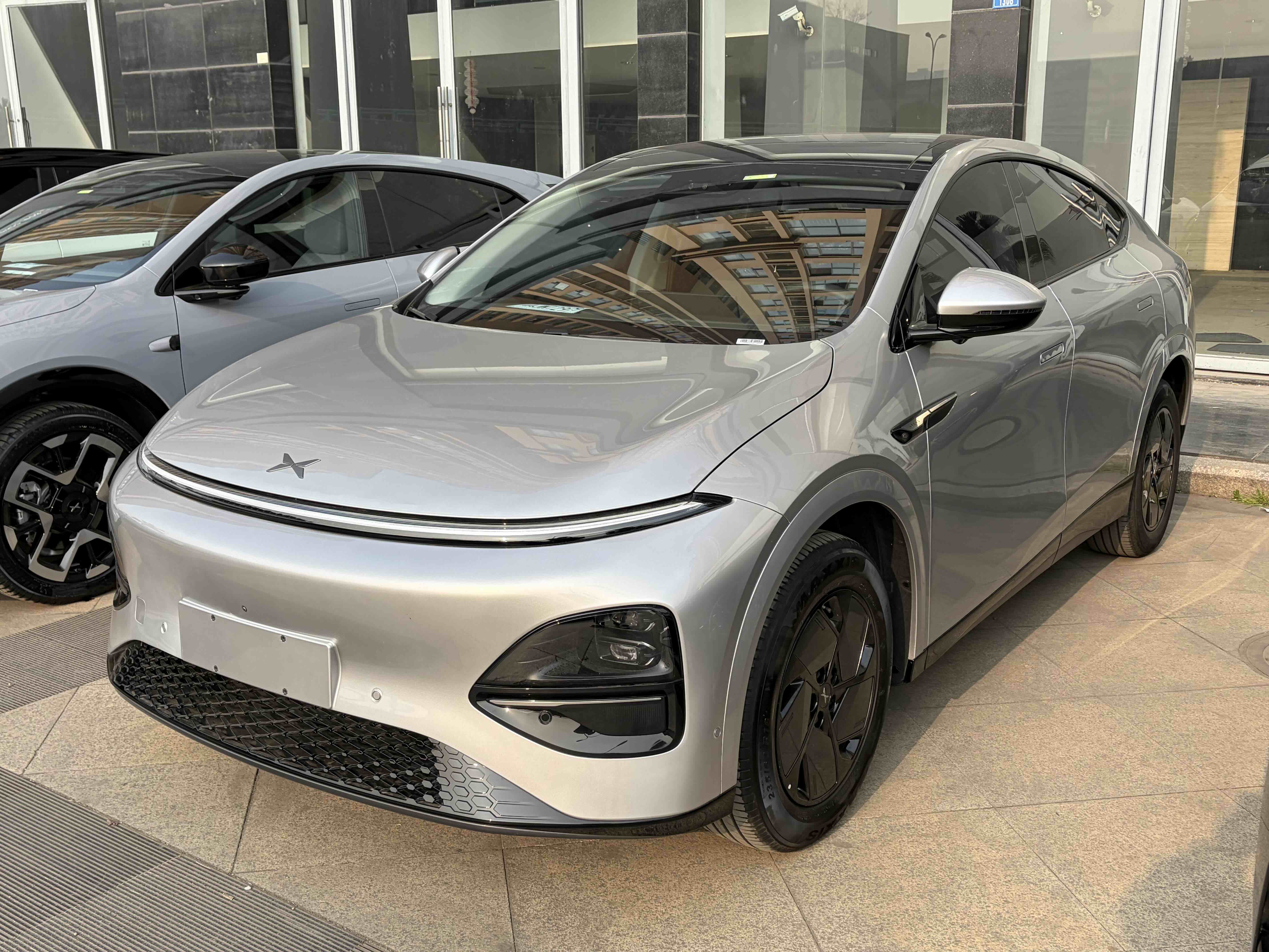 Xpeng G6 2025 汽车图片 