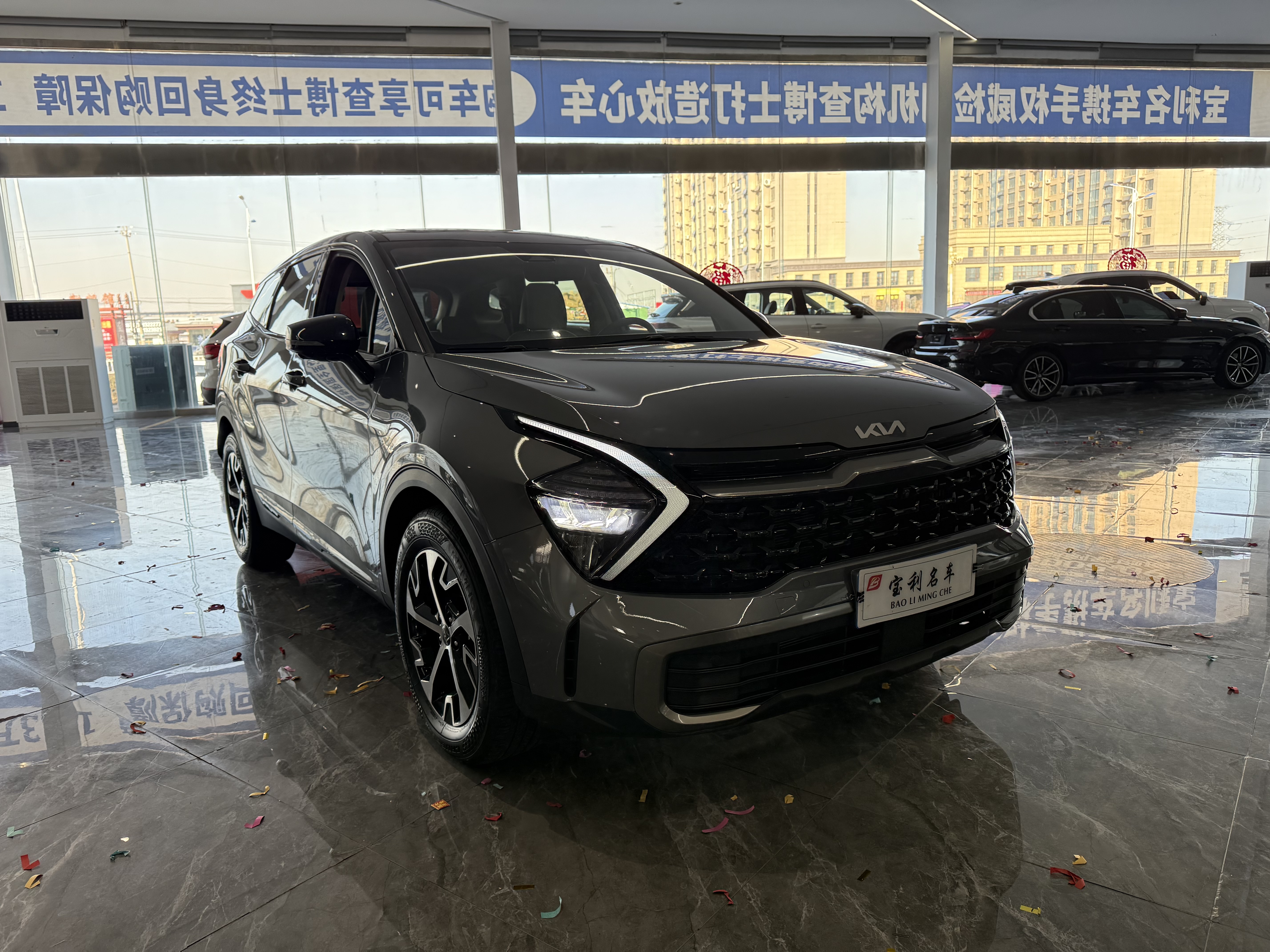 Kia Sportage 2025 汽车图片 