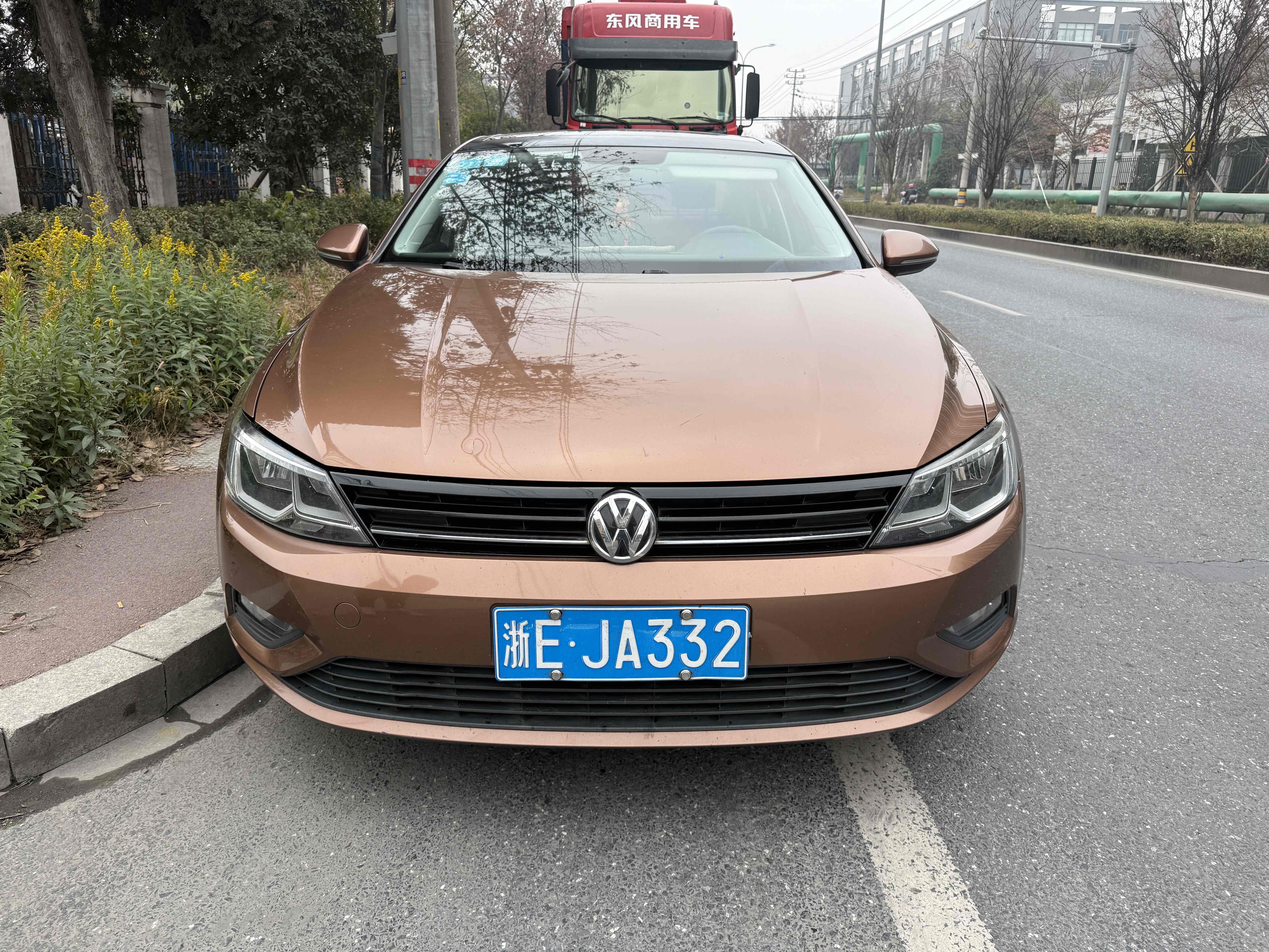 Volkswagen Lamando 2016 Volkswagen Lamando 2016 immagine di auto