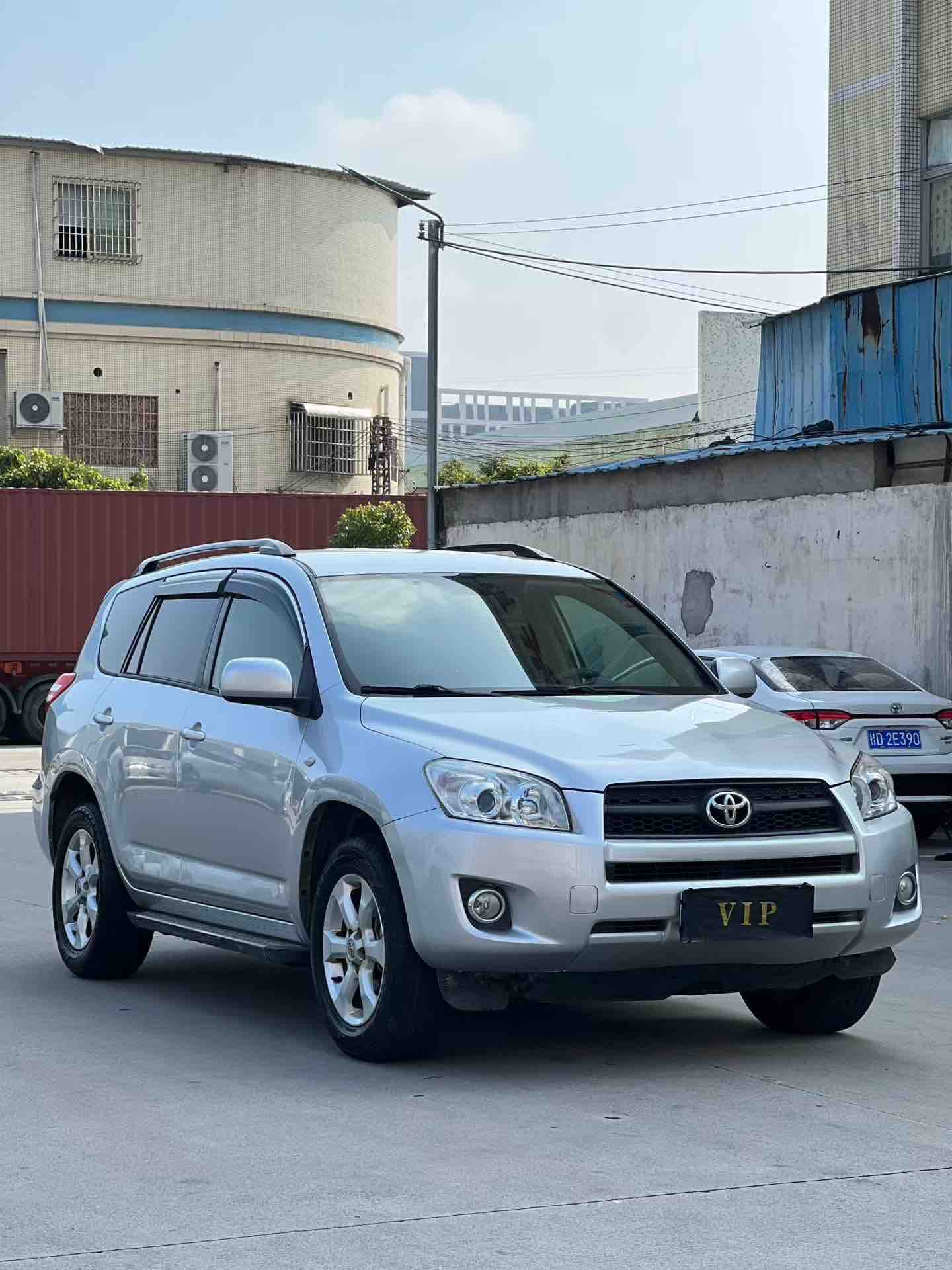 Toyota RAV4 2011 Toyota RAV4 2011 car image