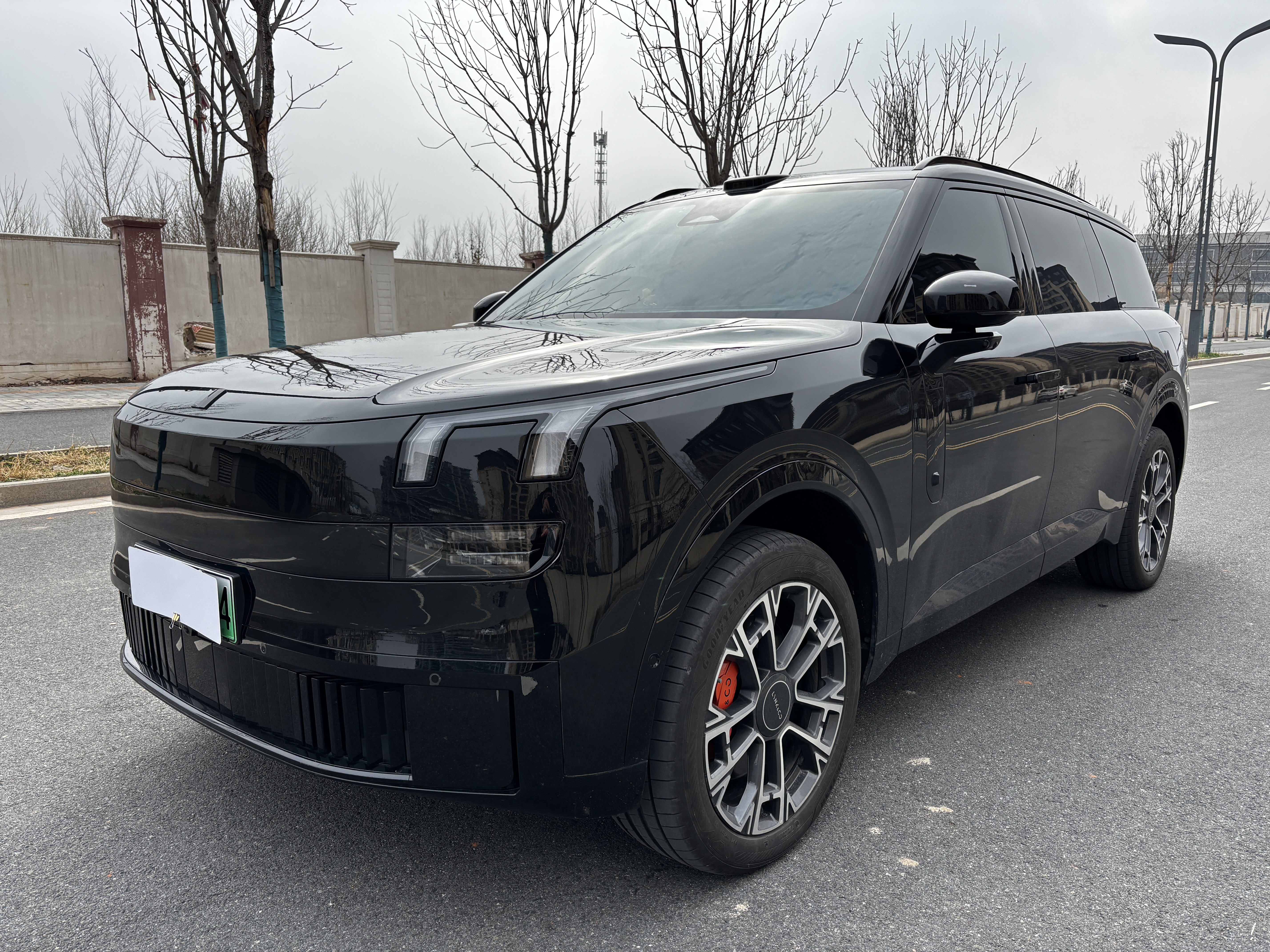 Lynk & Co 900 2025 car image 