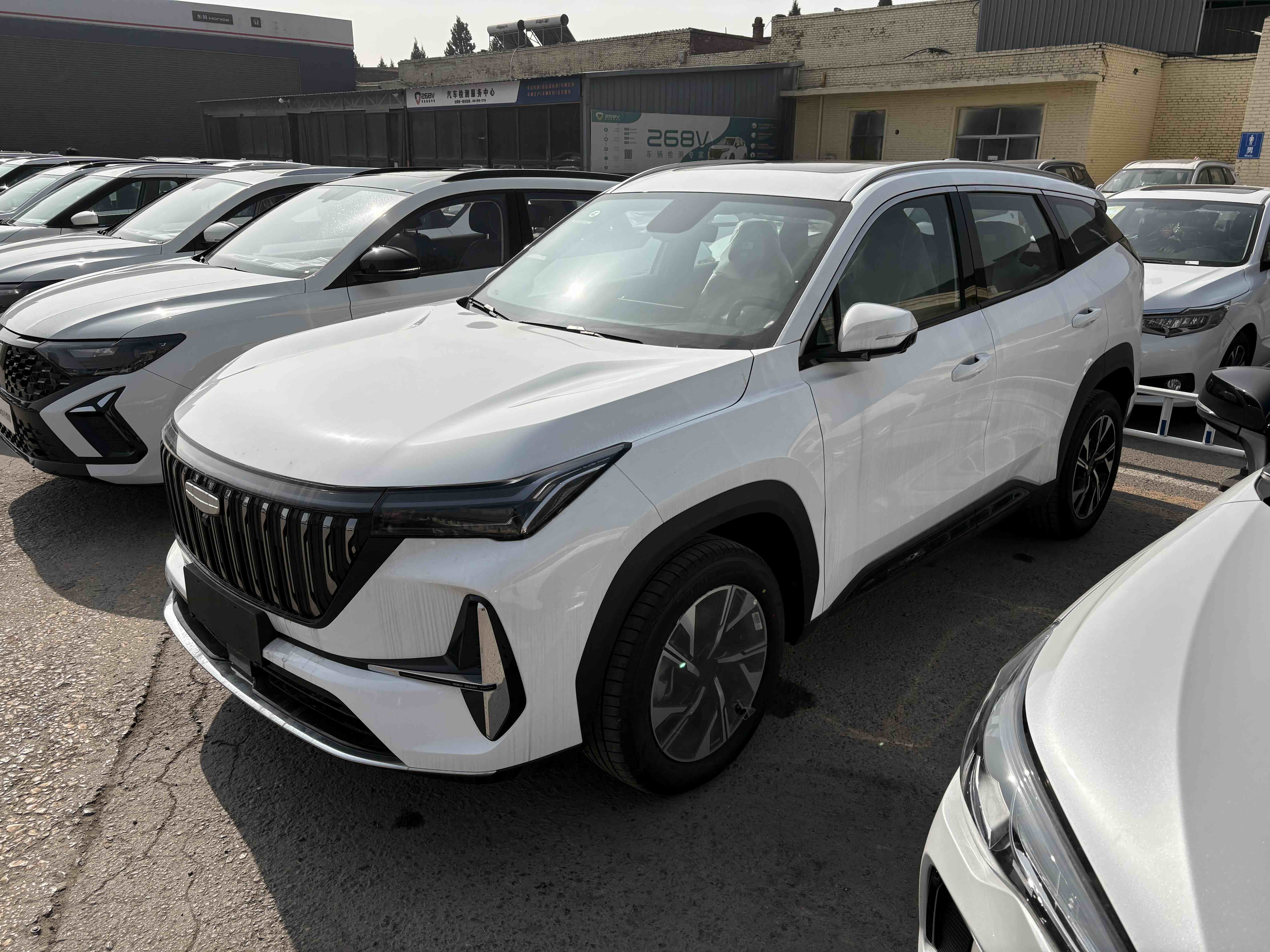 GEELY Boyue L 2026 car image 