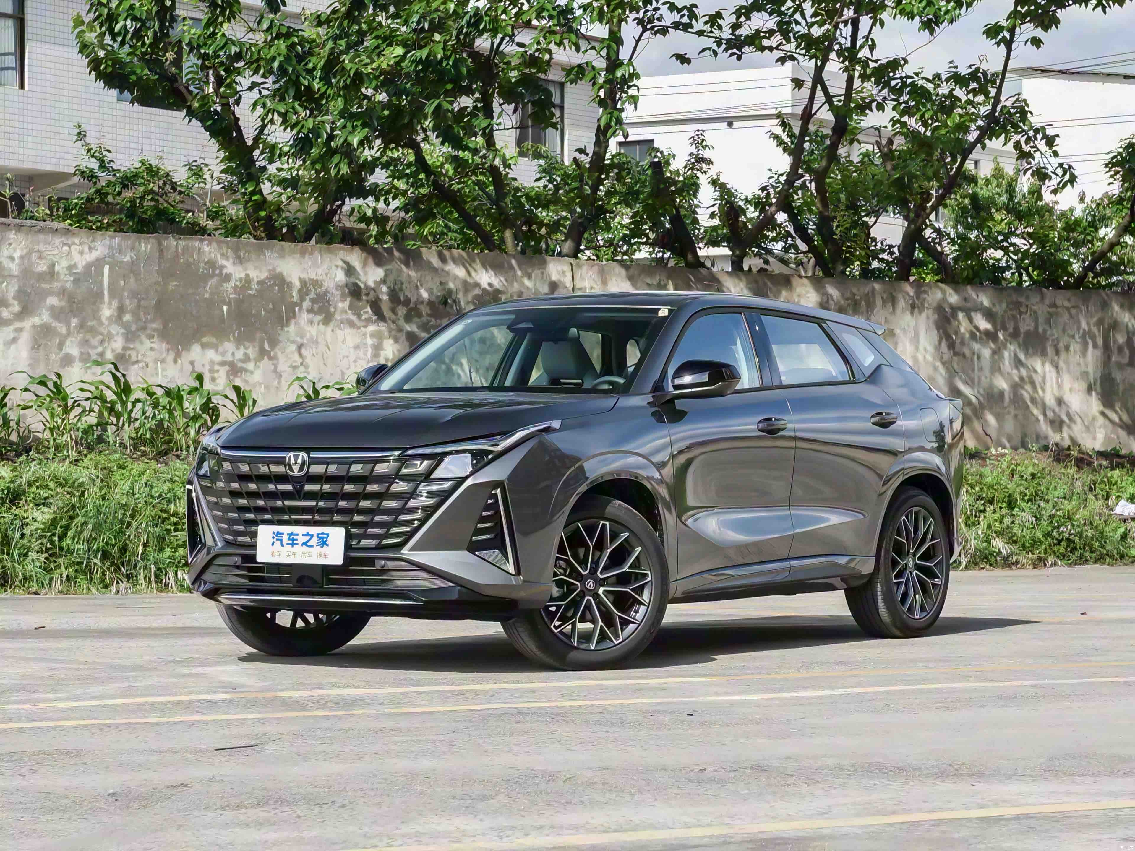 Changan UNI-Z 2025 car image 