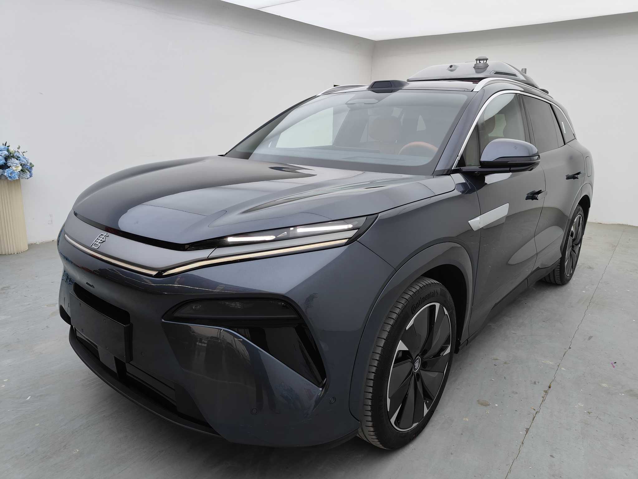 BYD Tang L 2026 immagine di auto 