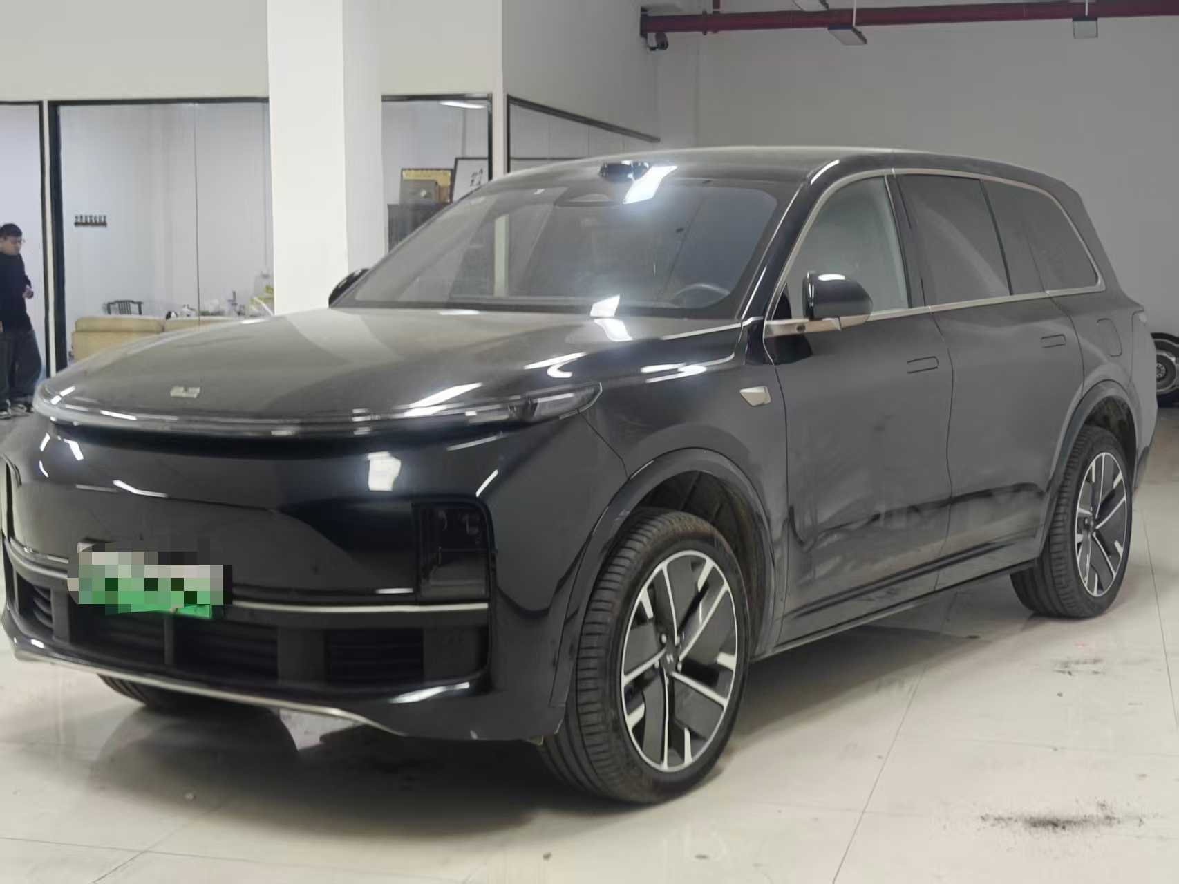 Li L9 2025 car image 