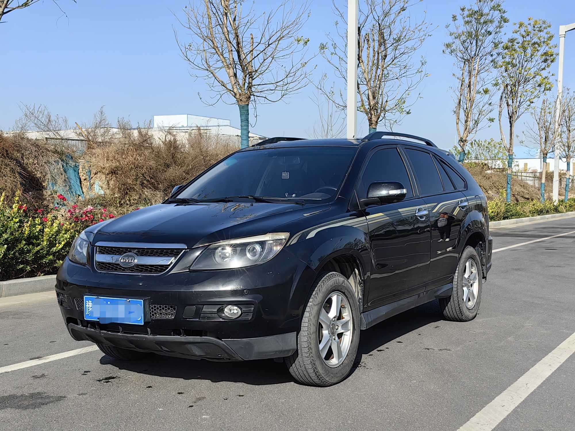 BYD S6 2015 car image 