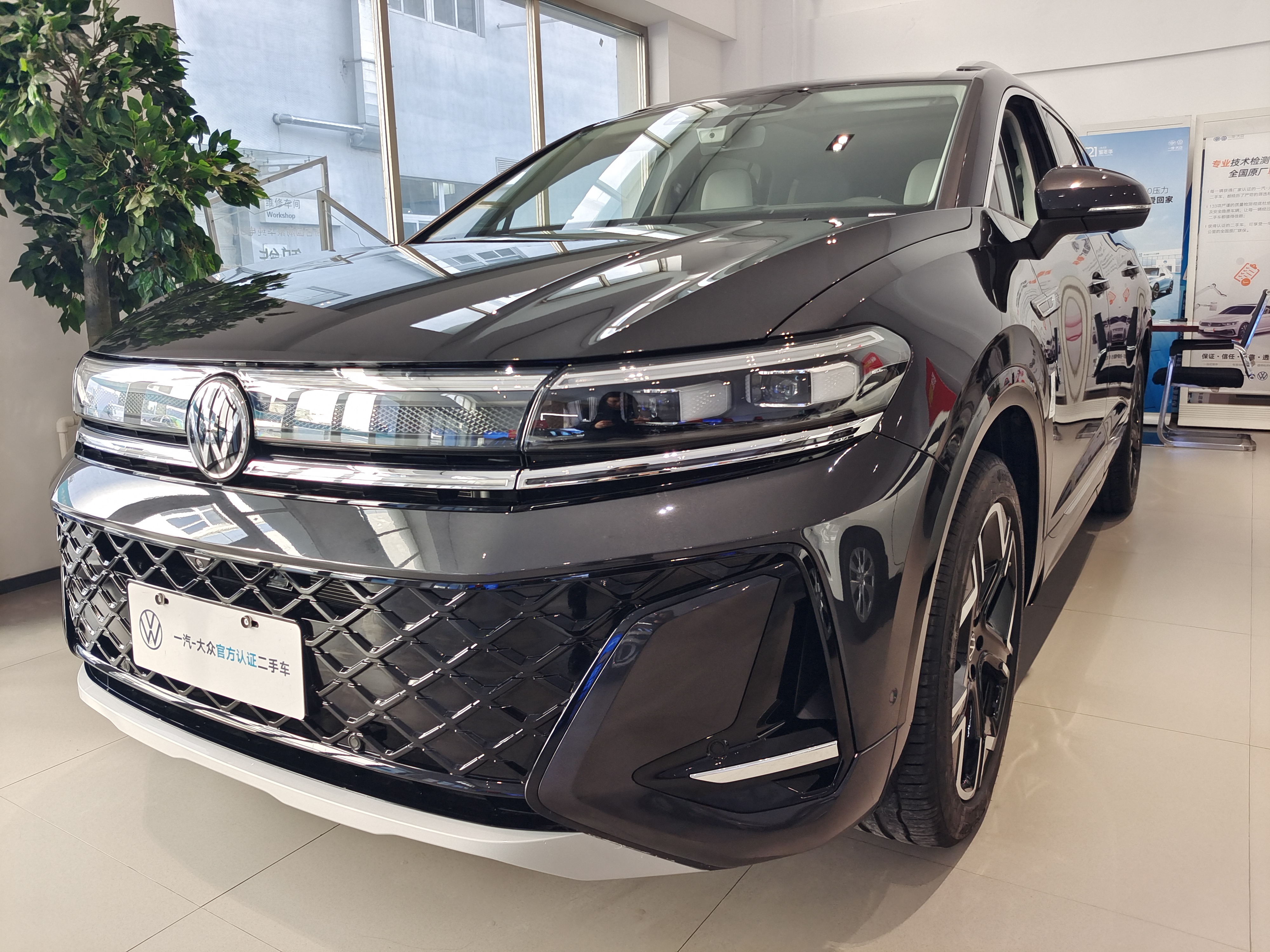 Volkswagen Talagon 2025 Volkswagen Talagon 2025 immagine di auto