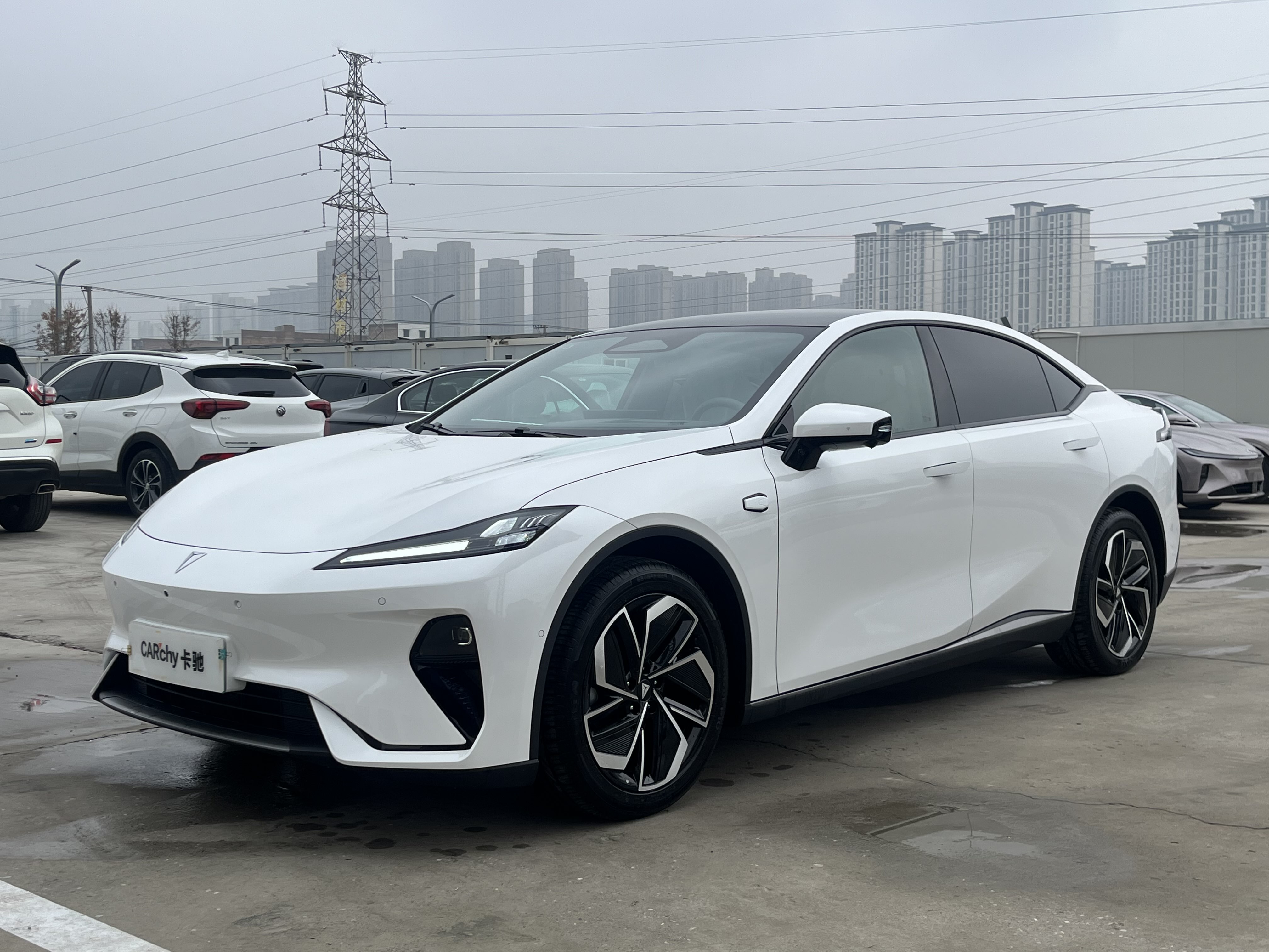 Deepal L07 2025 car image 