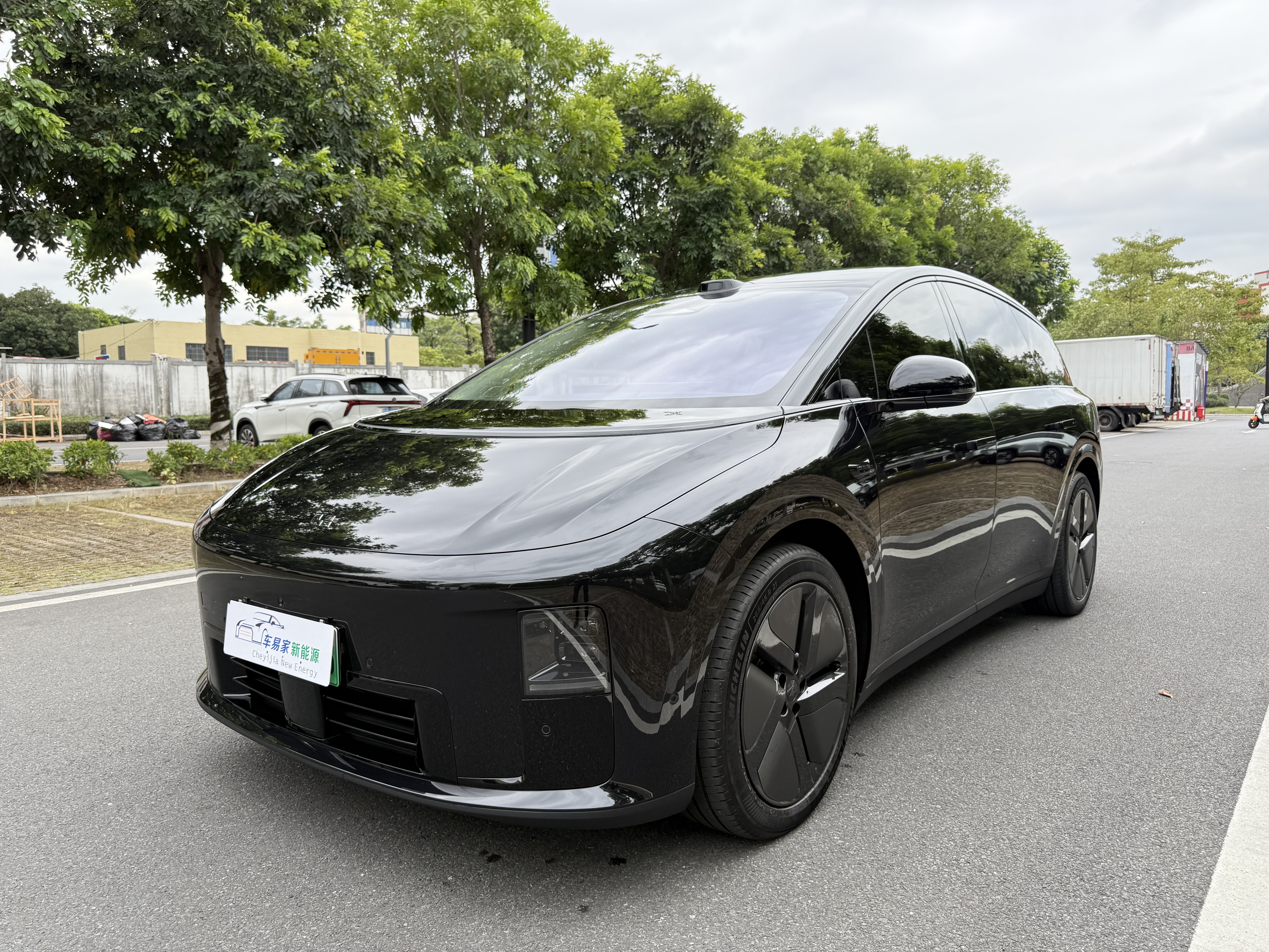 Li i6 2025 汽车图片 