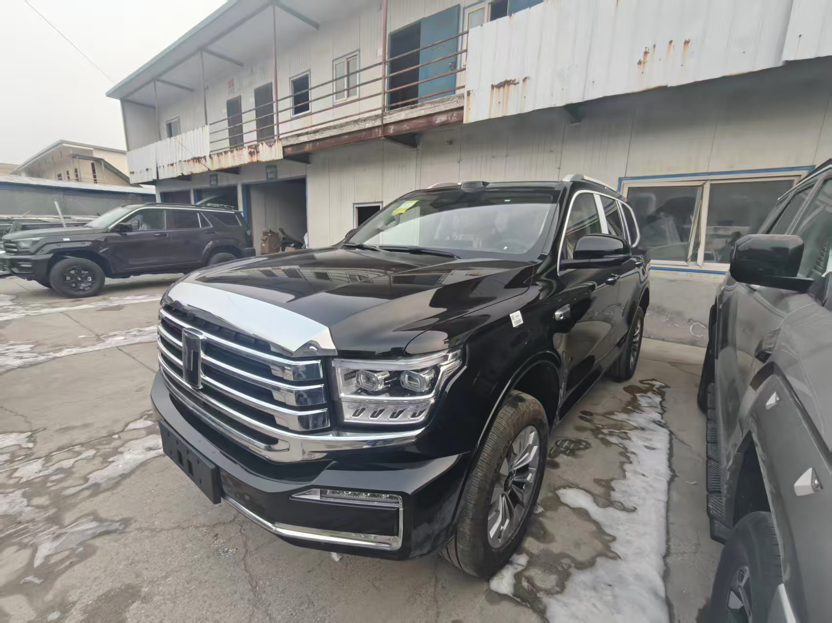 Tank 500 New Energy 2025 car image 