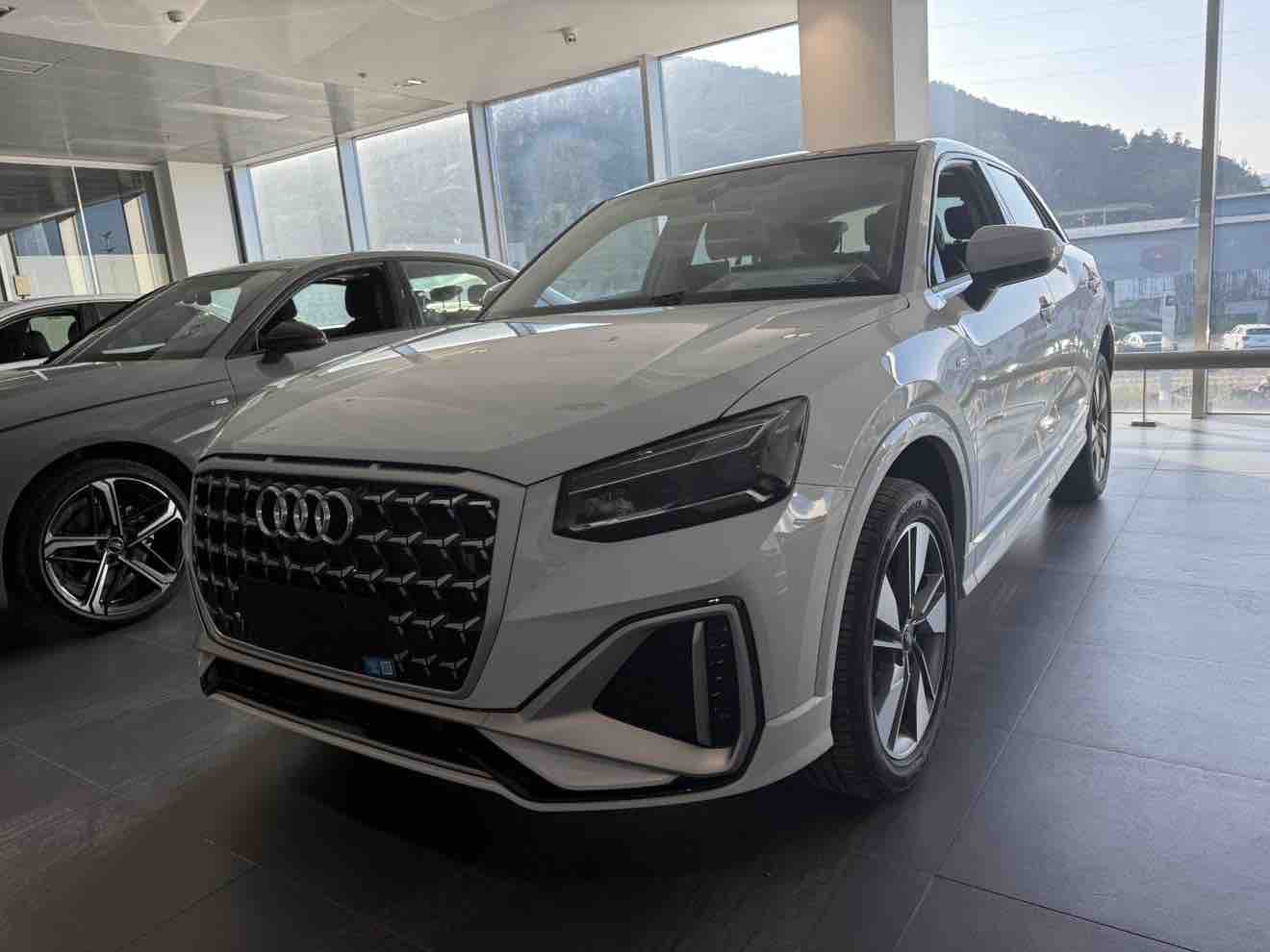 Q2L 2025 Q2L 2025 car image