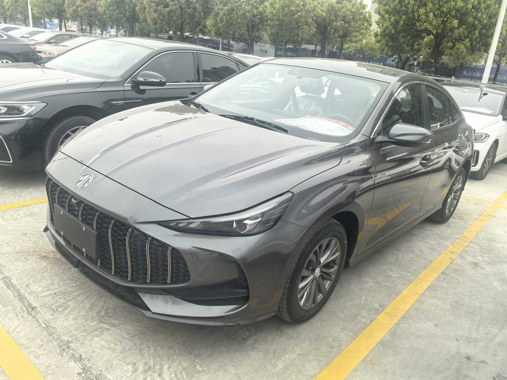 5 2026 5 2026 car image