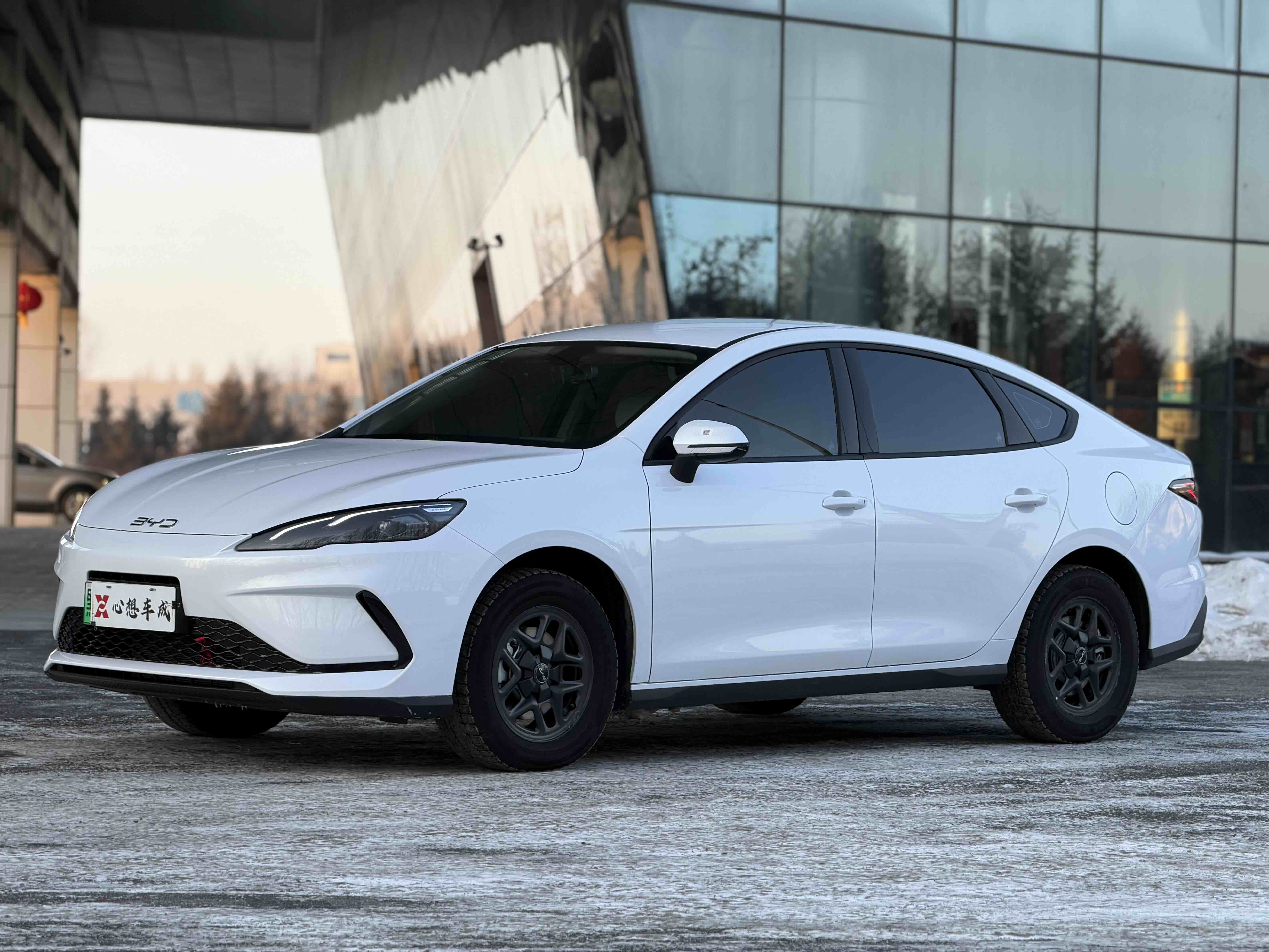 BYD Seal 05 DM-i 2025 BYD Seal 05 DM-i 2025 car image