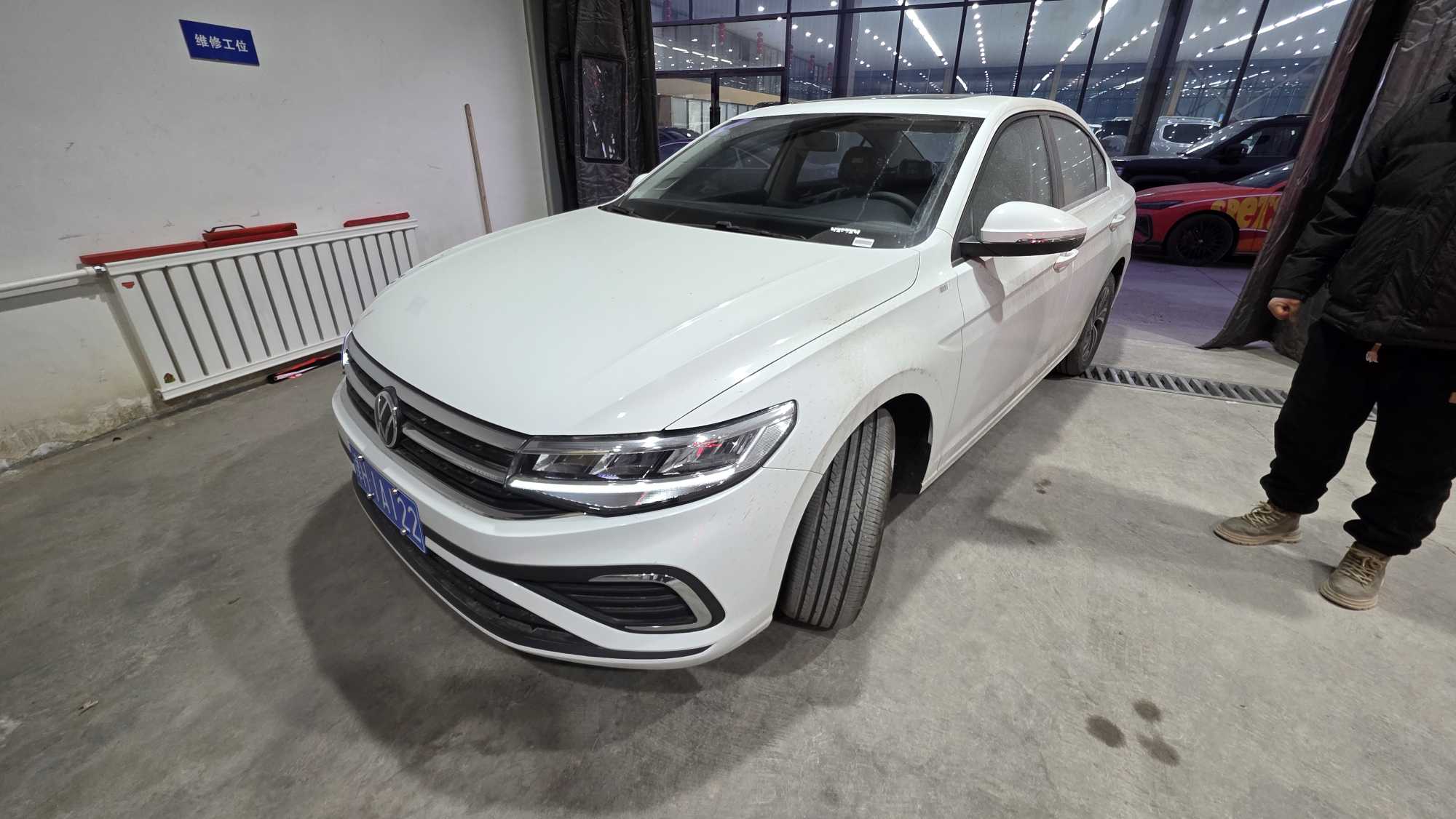 Volkswagen Bora 2025 car image 