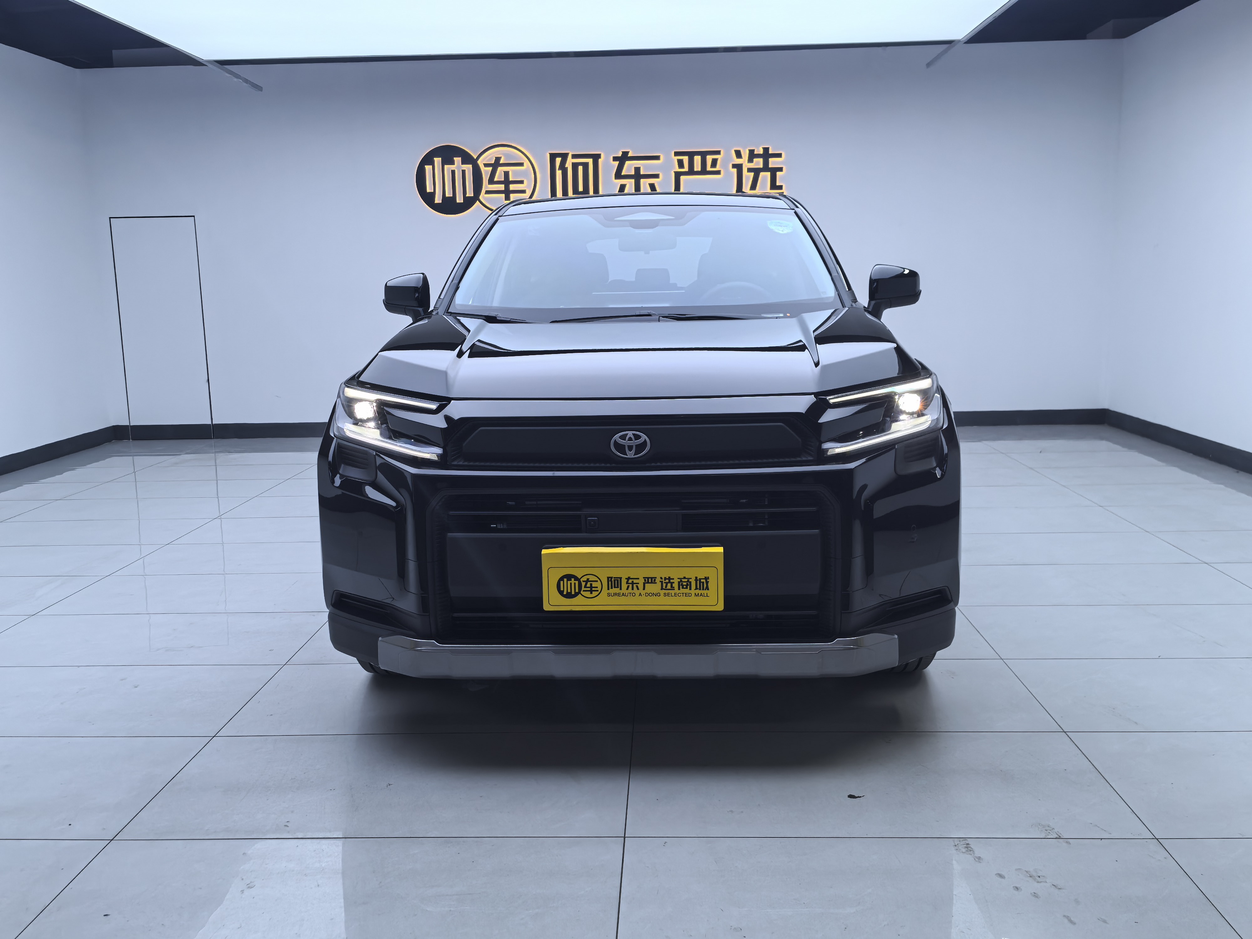 Toyota RAV4 2026 car image 
