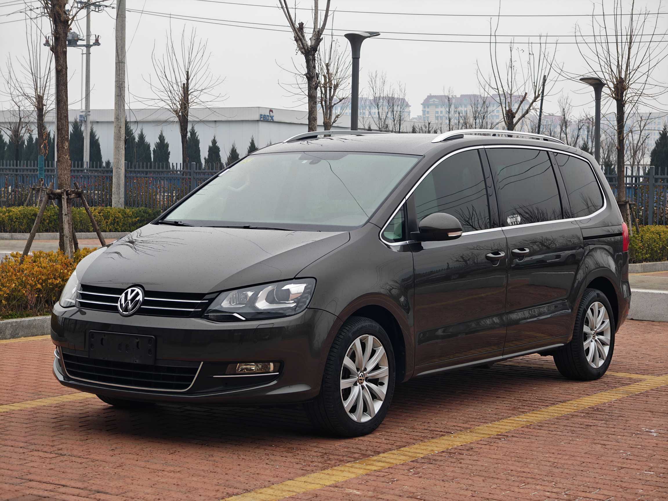 Volkswagen Sharan 2015 صورة سيارة 