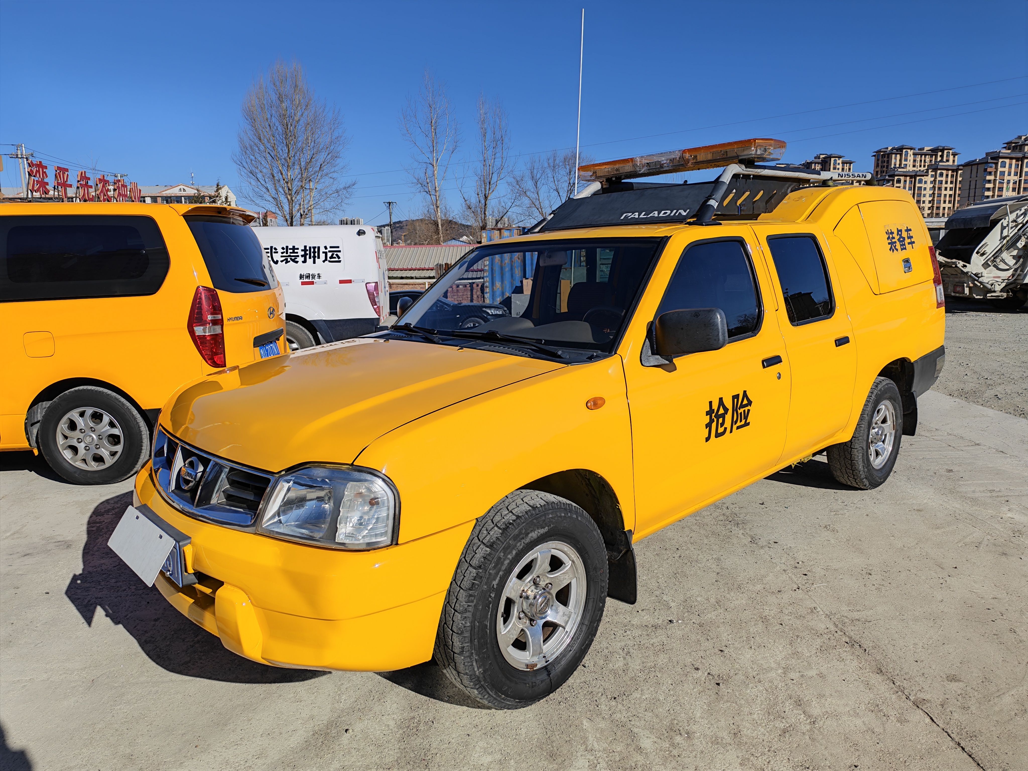 Nissan ZN Van 2016 汽车图片 