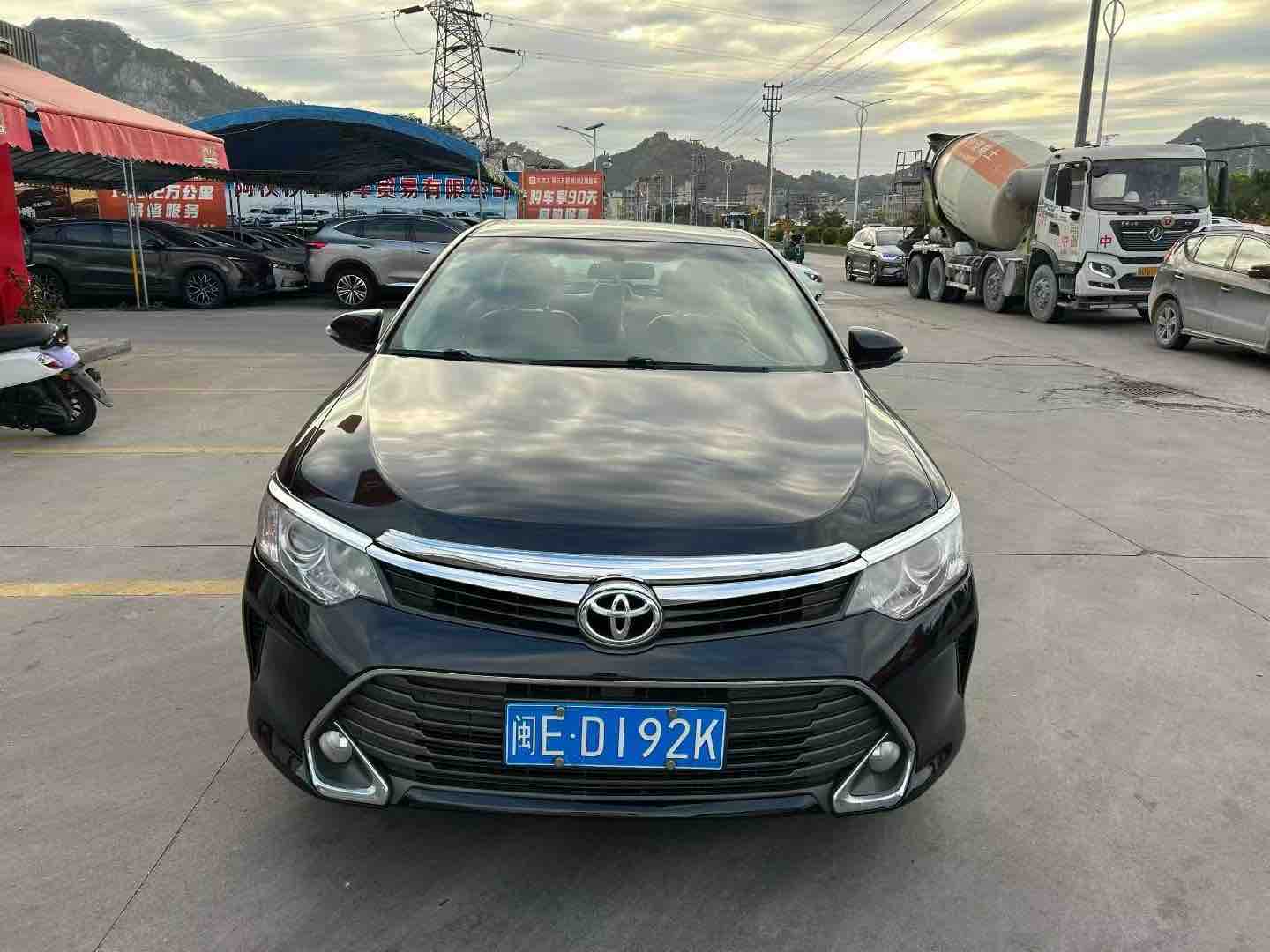 Toyota Camry 2016 Toyota Camry 2016 car image