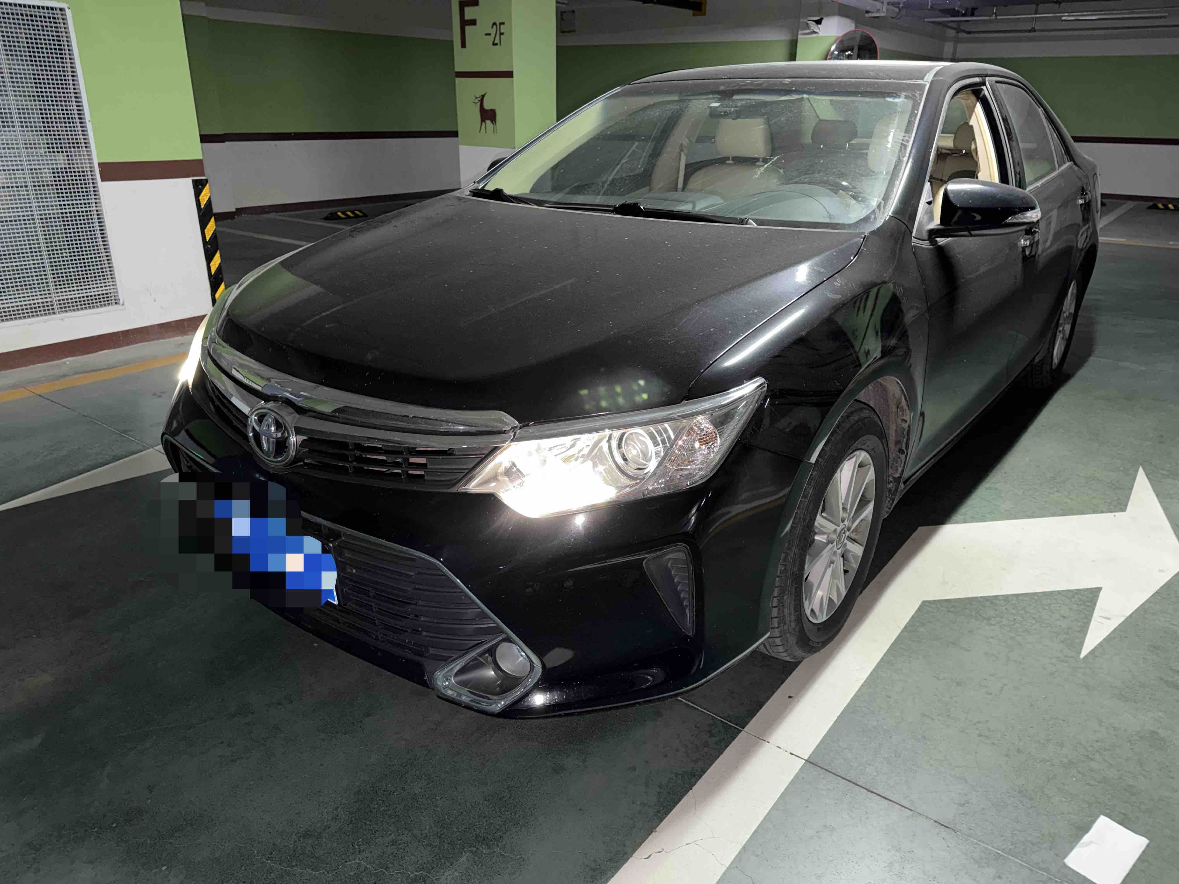 Toyota Camry 2015 immagine di auto 