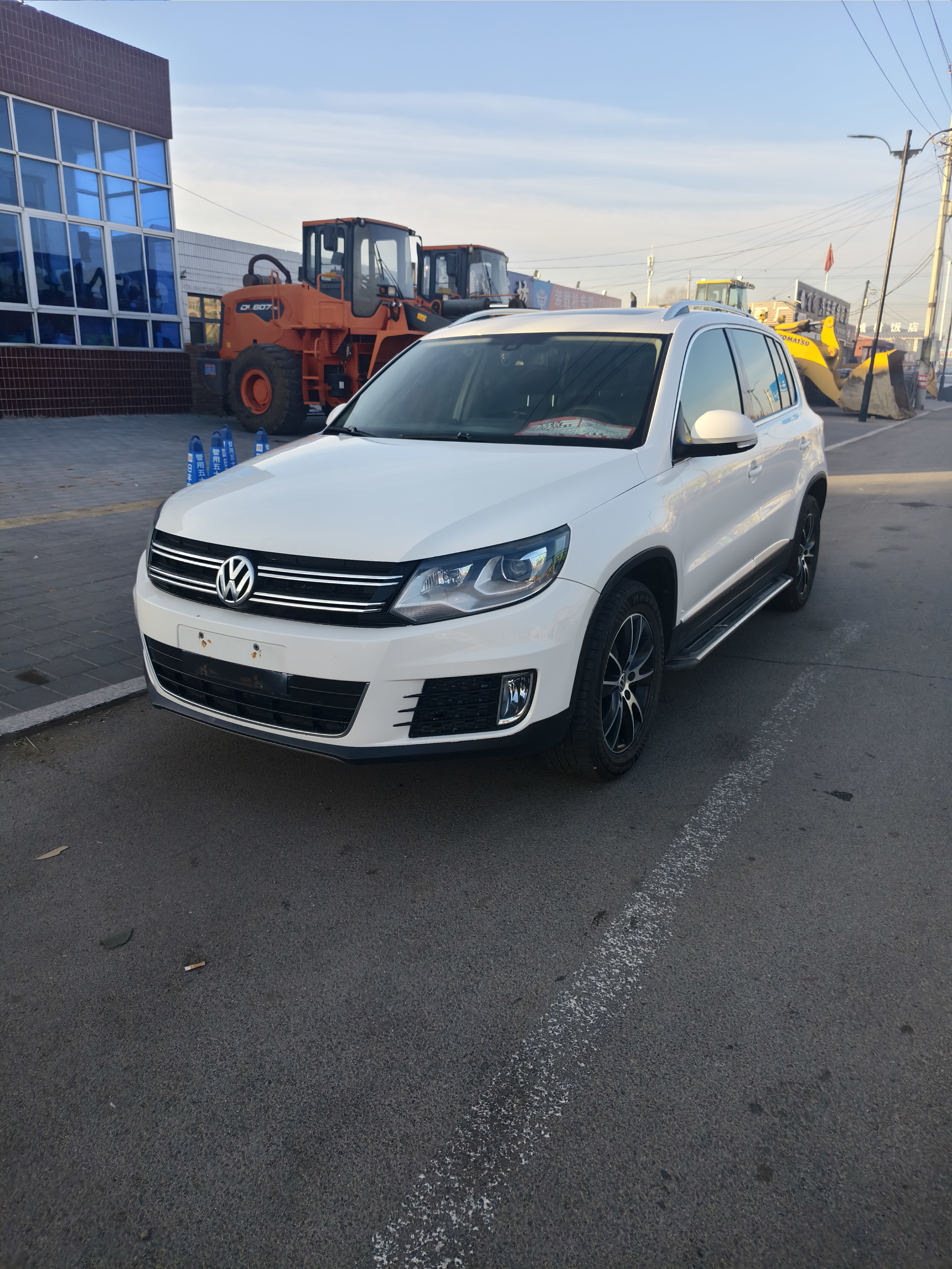 Volkswagen Tiguan 2015 Volkswagen Tiguan 2015 car image
