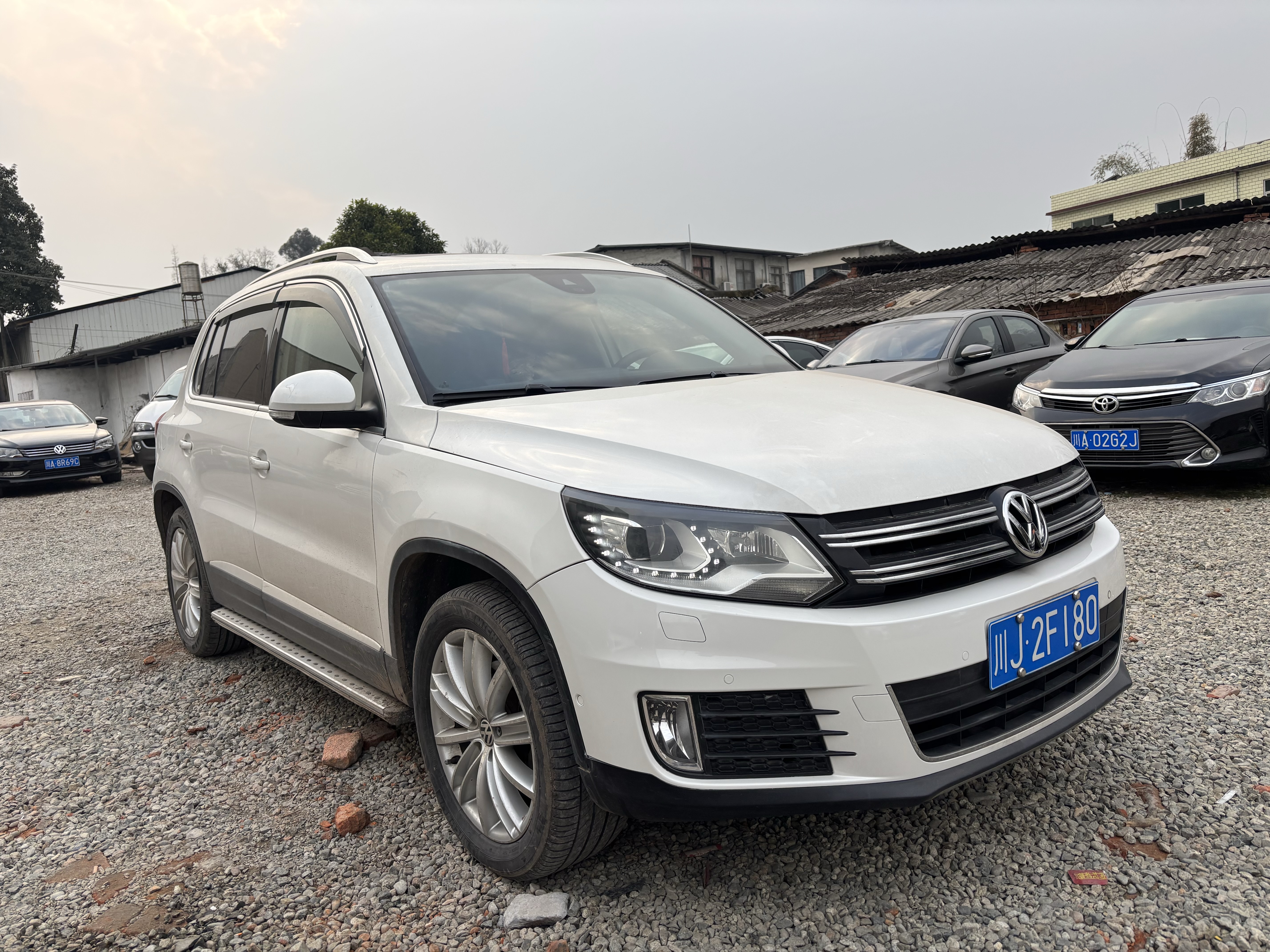 Volkswagen Tiguan 2014 Volkswagen Tiguan 2014 car image